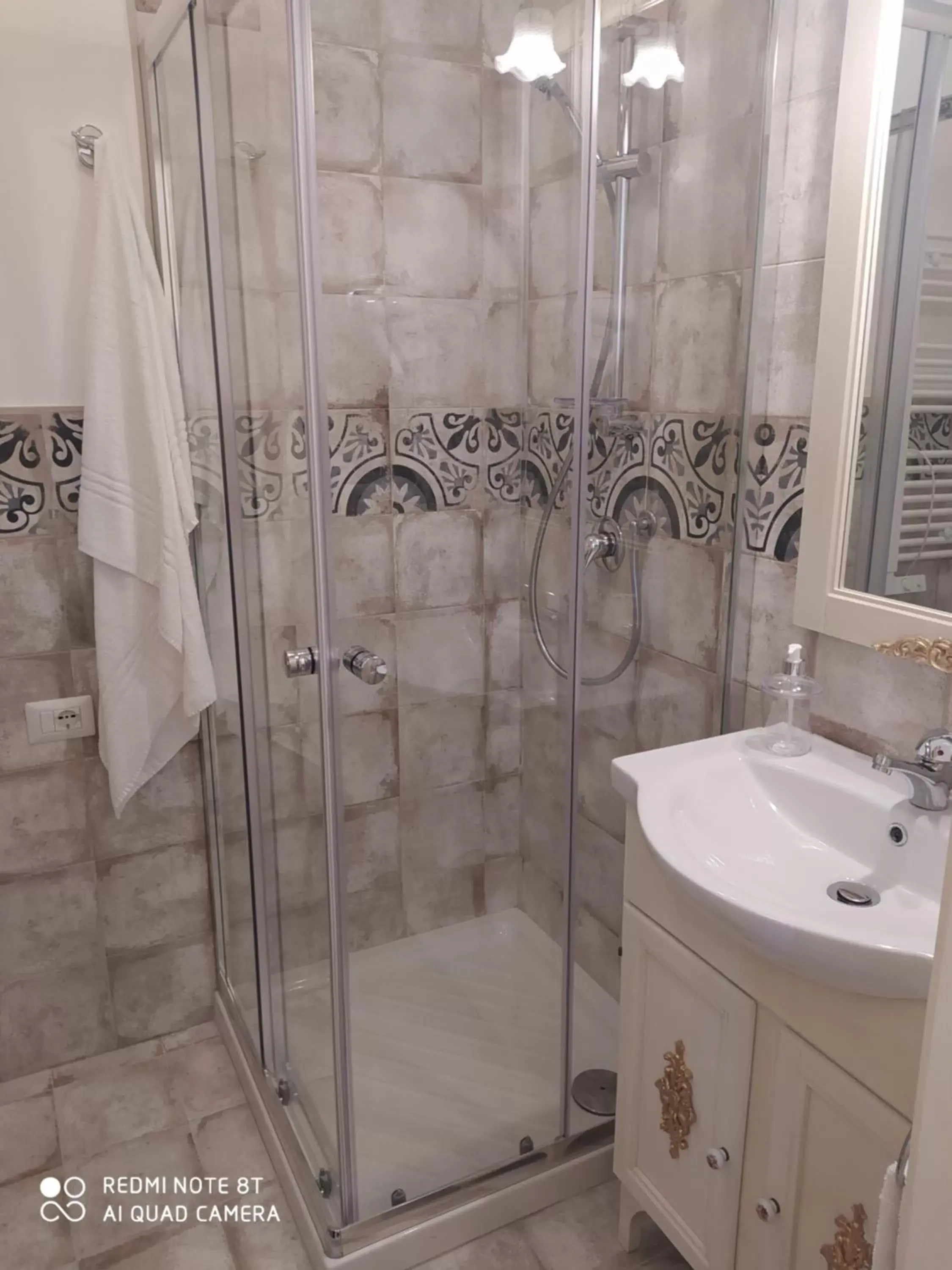 Shower, Bathroom in DONNA LUCREZIA b&b Boutique Hotel Style
