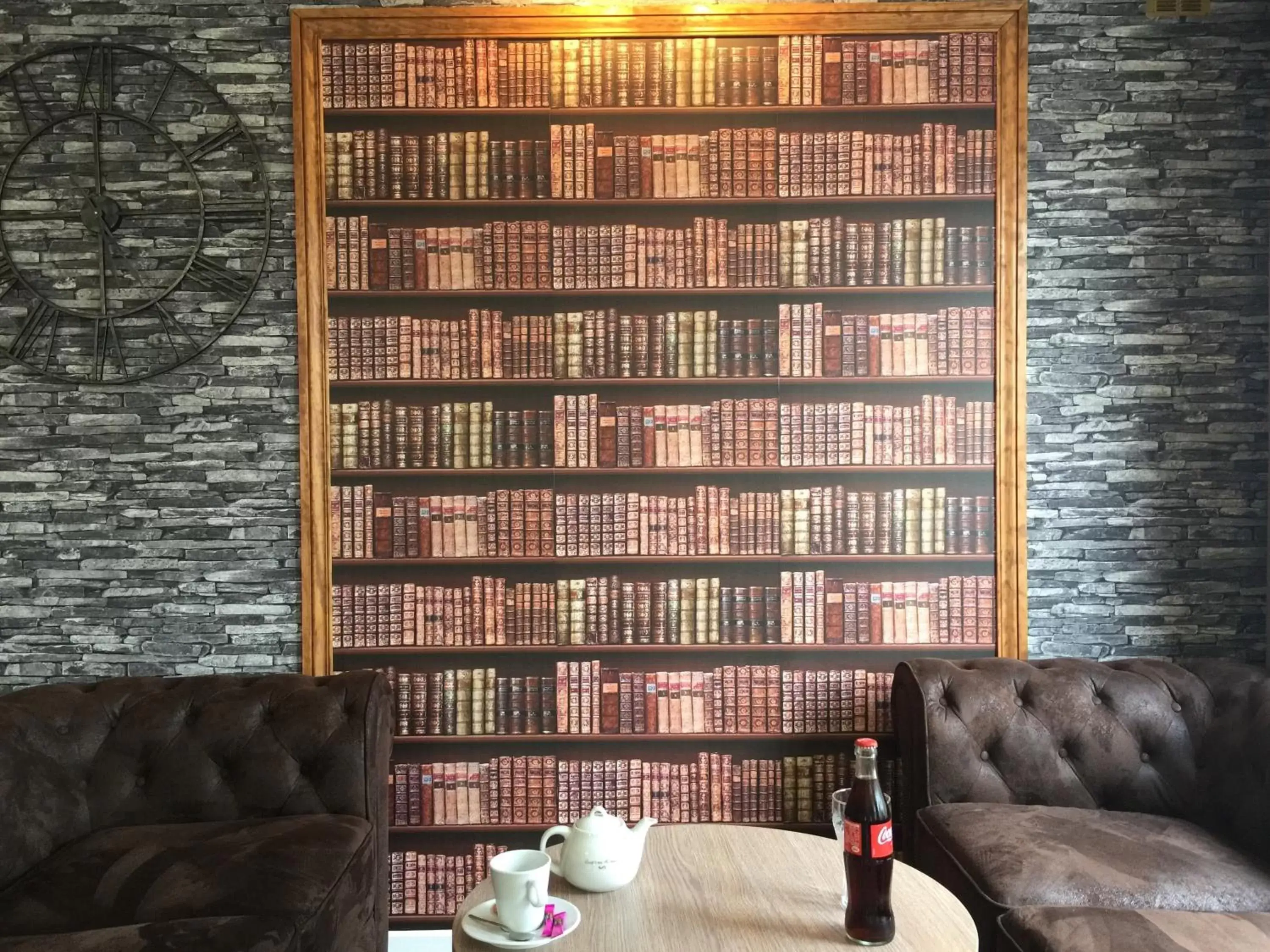 Restaurant/places to eat in Kyriad Lisieux Restaurant/places to eat in Kyriad Lisieux