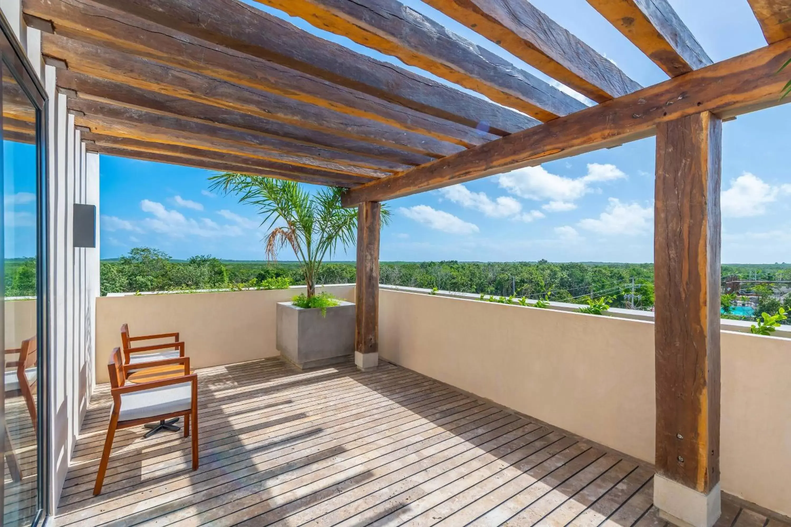 Photo of the whole room, Balcony/Terrace in Aloft Tulum