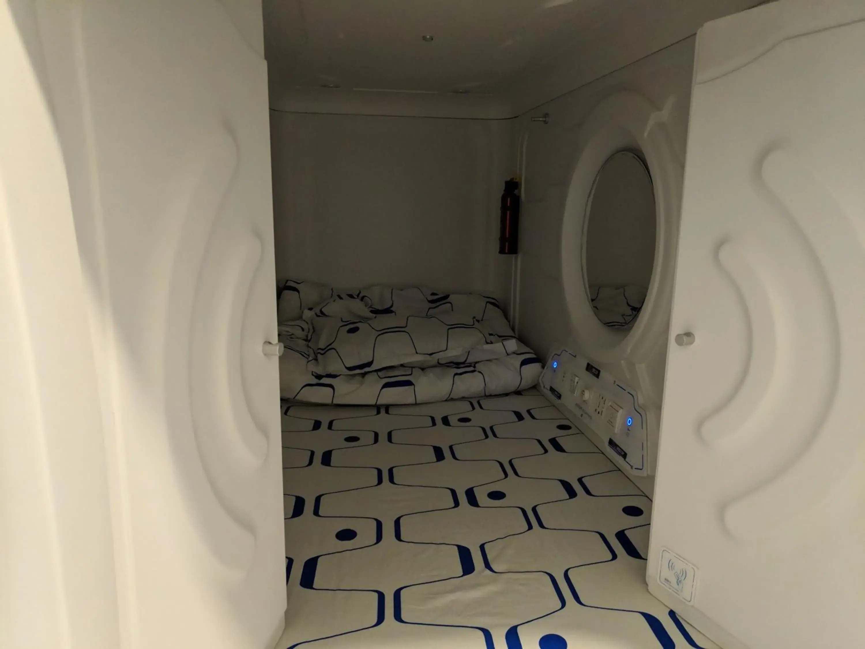 Bed in Space Cap Hotel