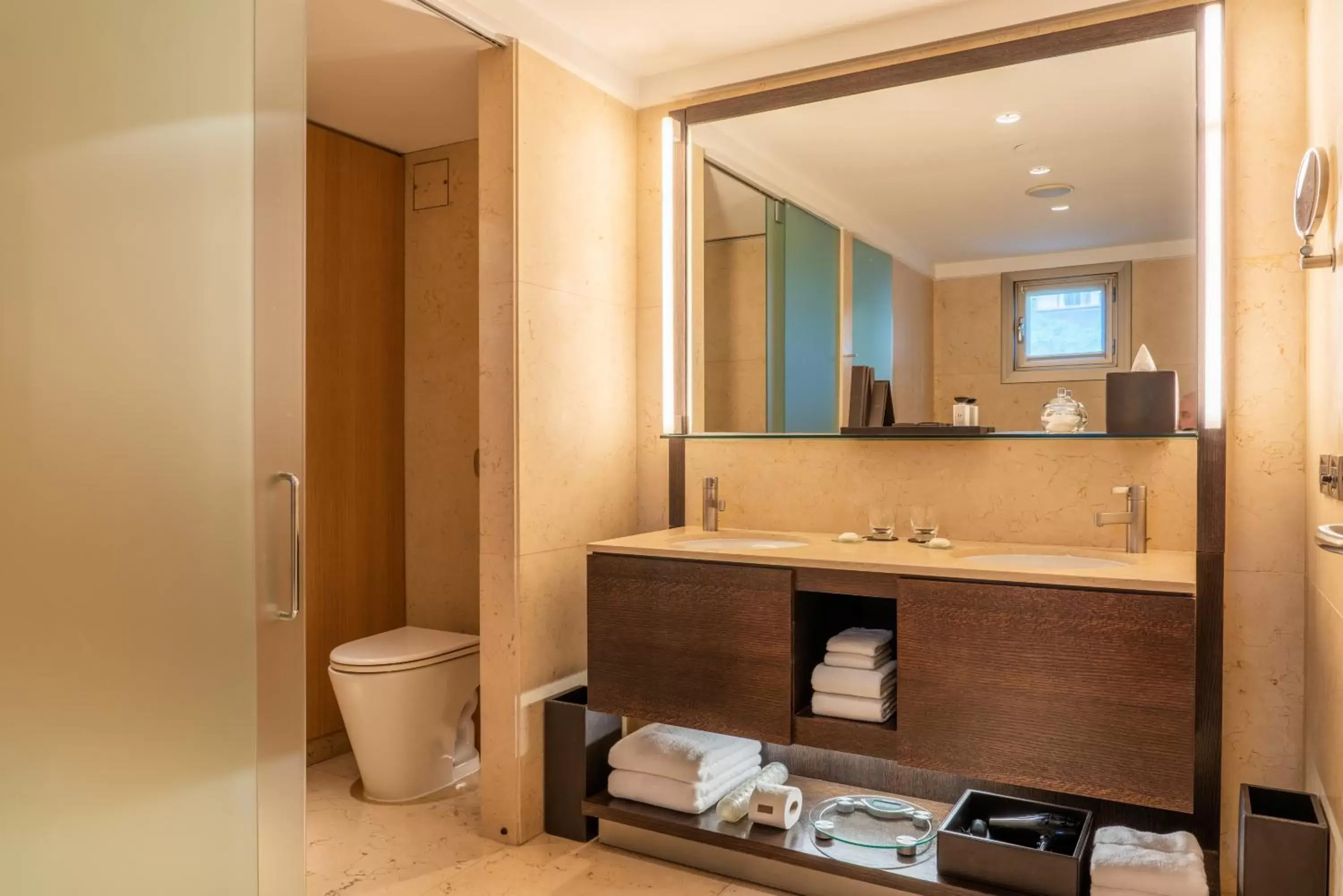 Bathroom in Palacio Duhau - Park Hyatt Buenos Aires