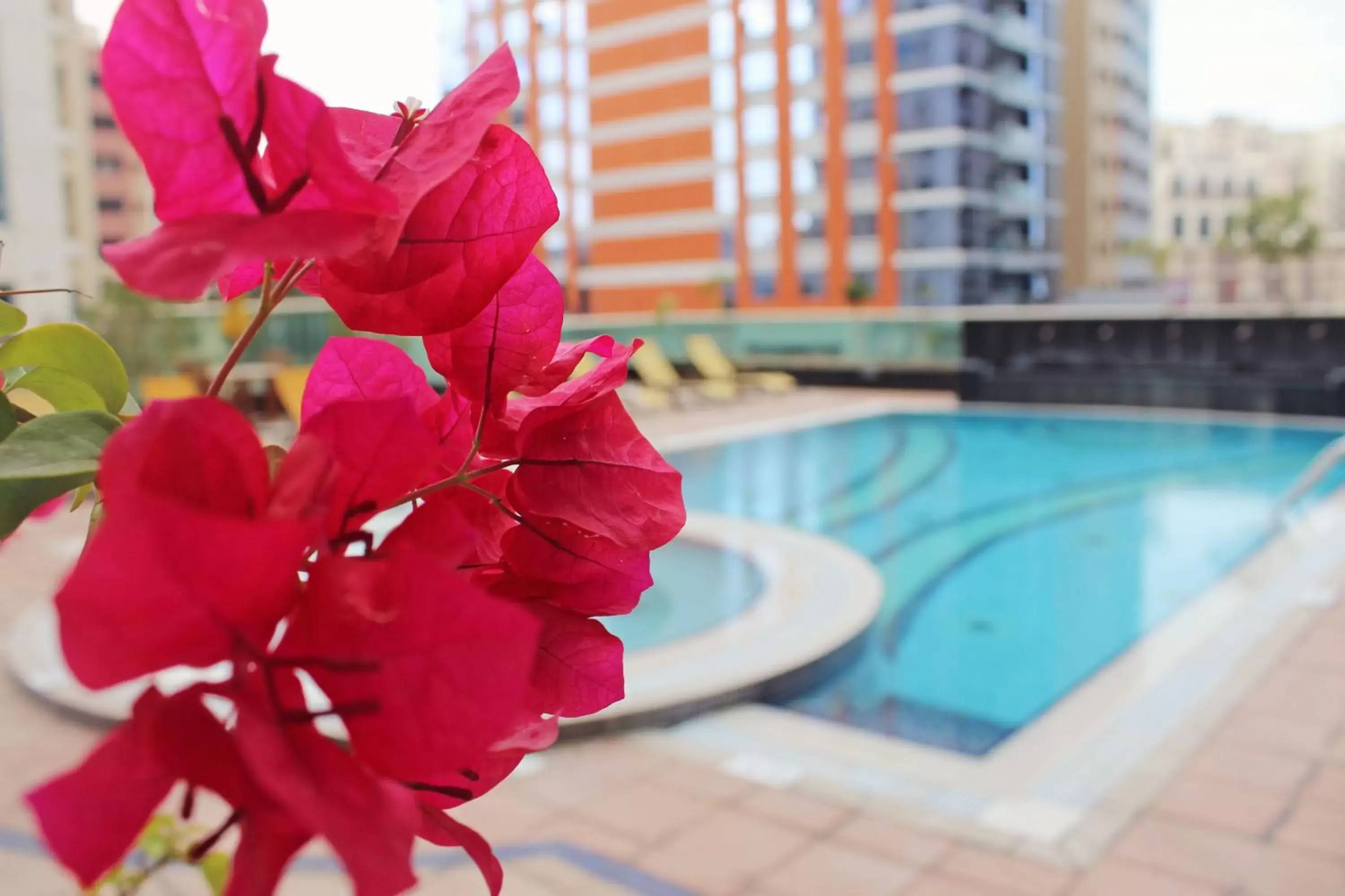 Swimming Pool in Dunes Hotel Apartment Oud Metha, Bur Dubai