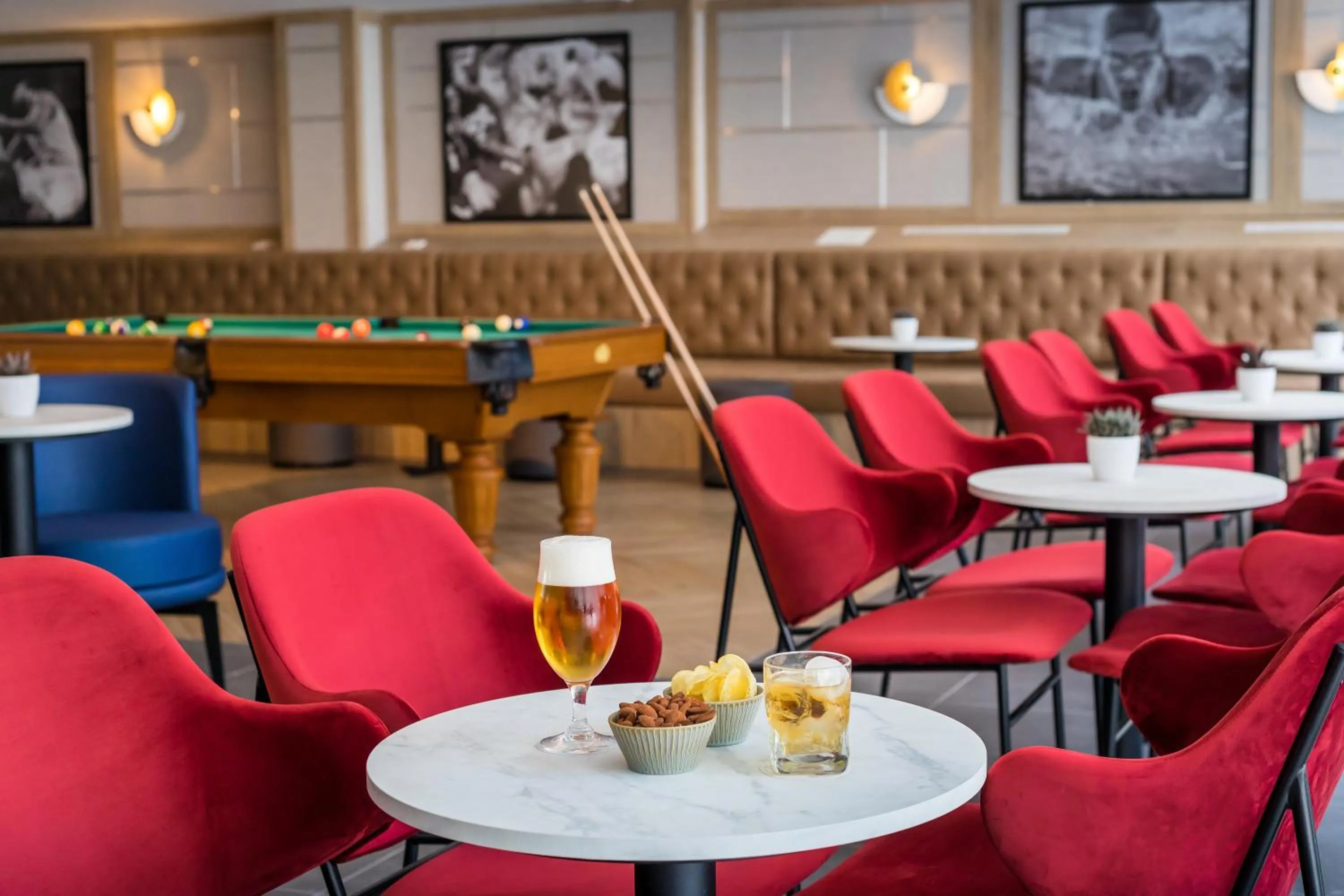 Lounge or bar in Barceló Ponent Beach