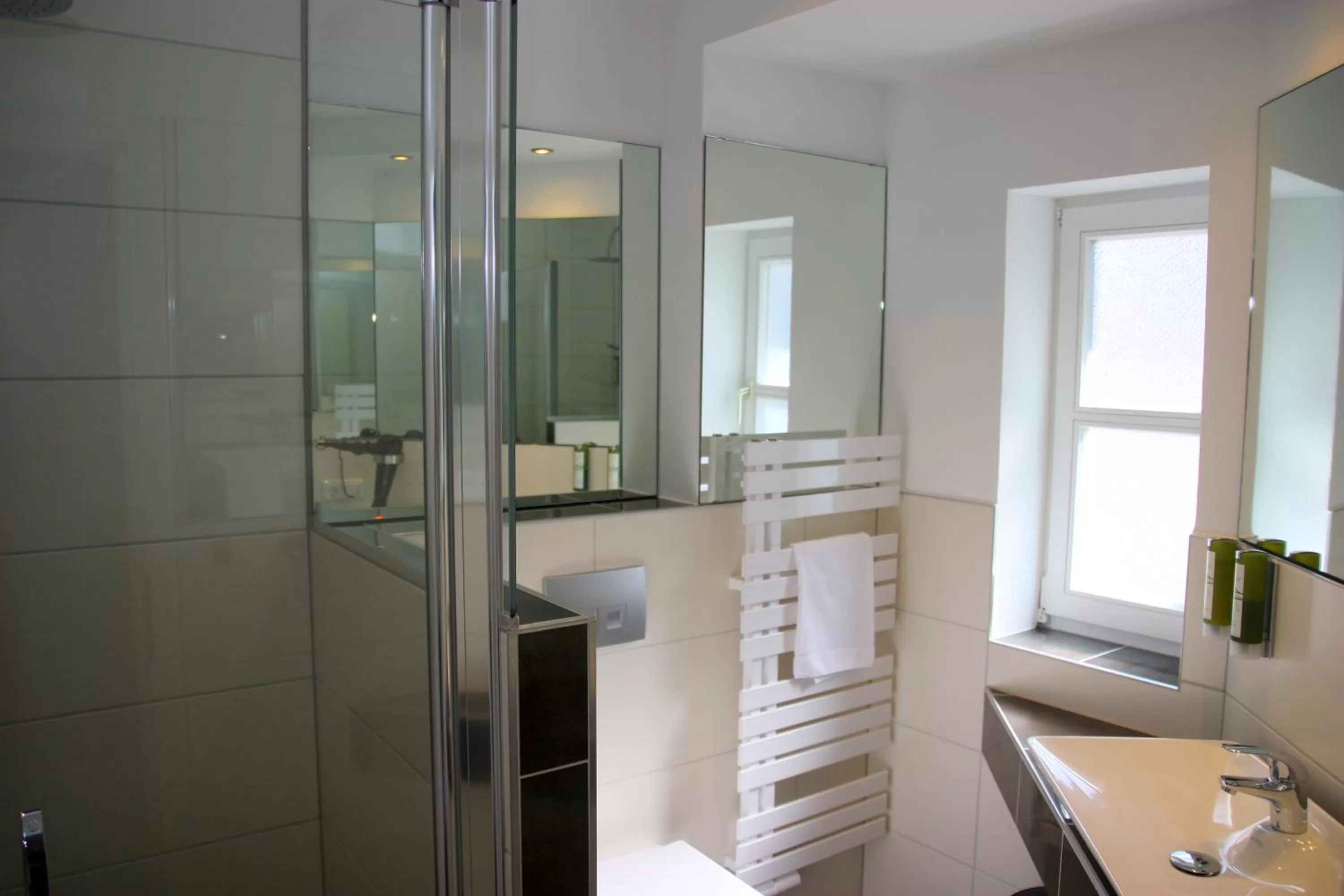 Bathroom in Hotel am Schloss