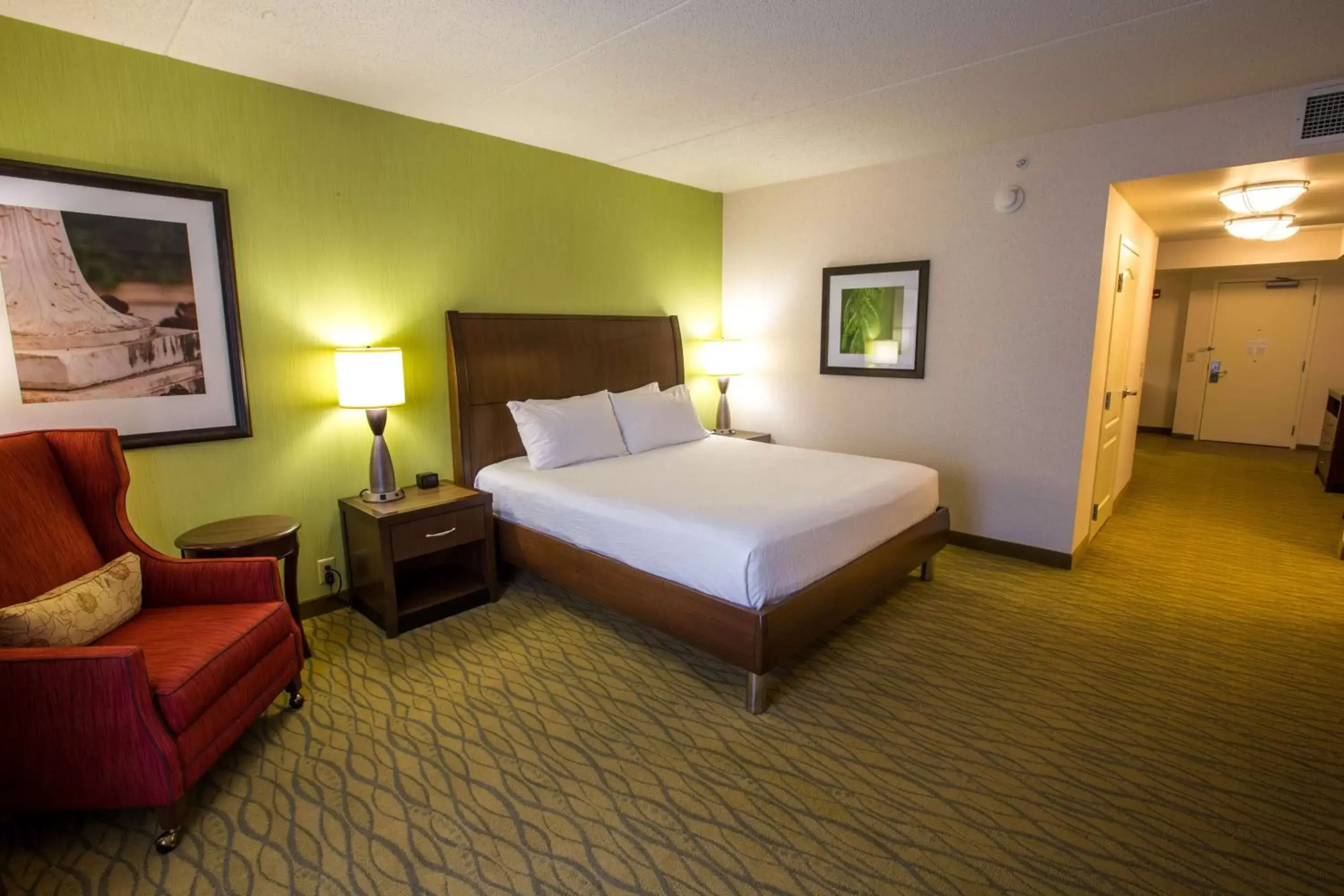 Photo of the whole room, Bed in Hilton Garden Inn State College