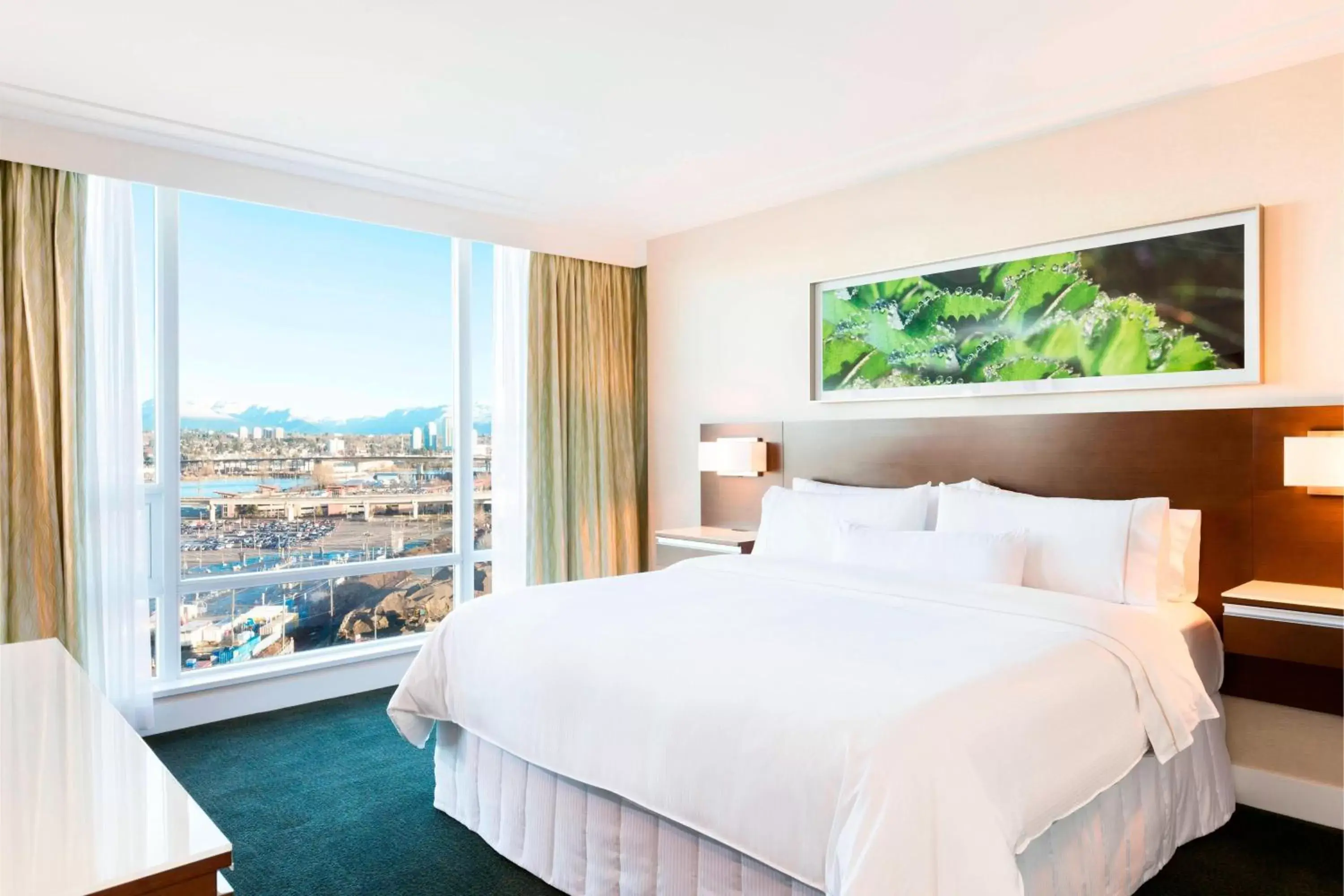 Photo of the whole room, Bed in The Westin Wall Centre, Vancouver Airport