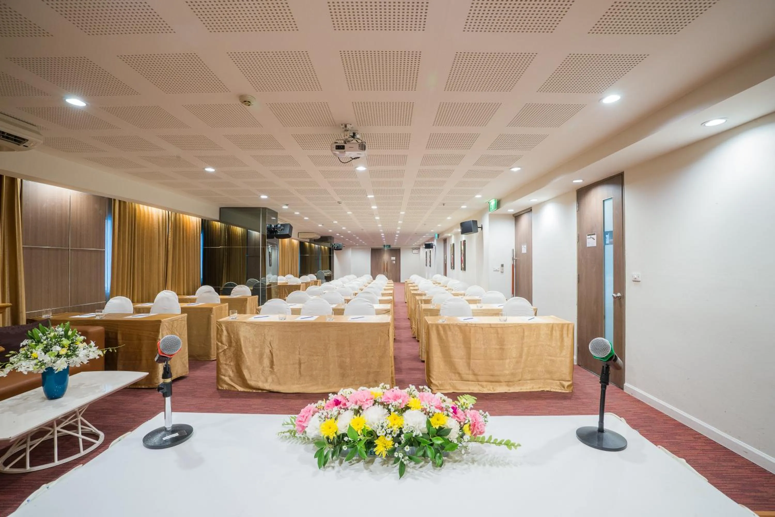 Banquet/Function facilities in Beyond Suite