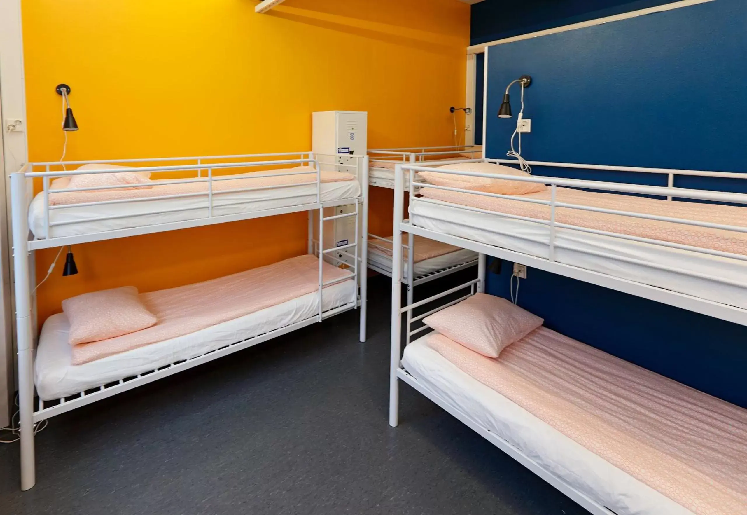 Bunk Bed in CheapSleep Hostel Helsinki