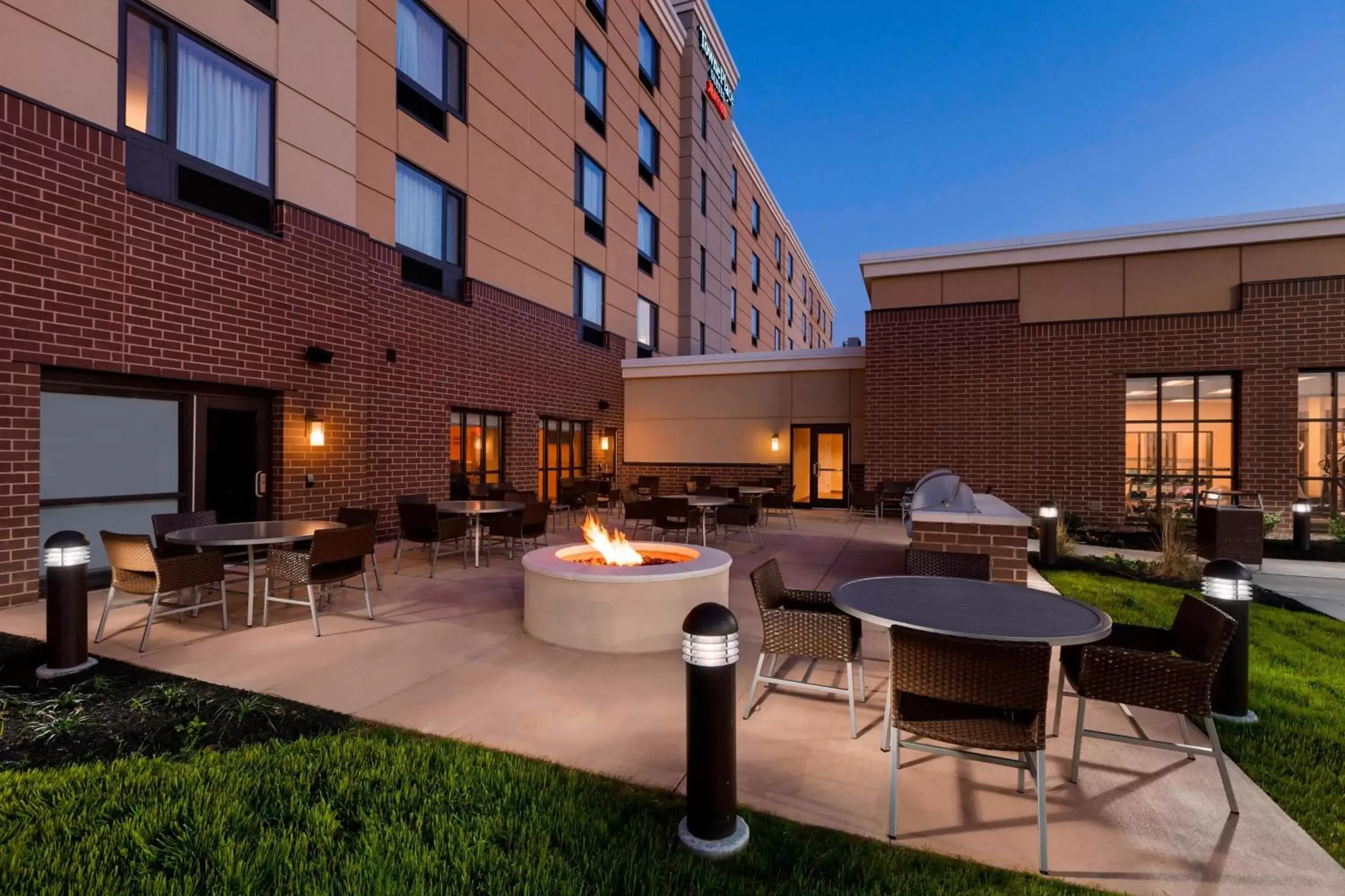 Property building in TownePlace Suites by Marriott Harrisburg West/Mechanicsburg