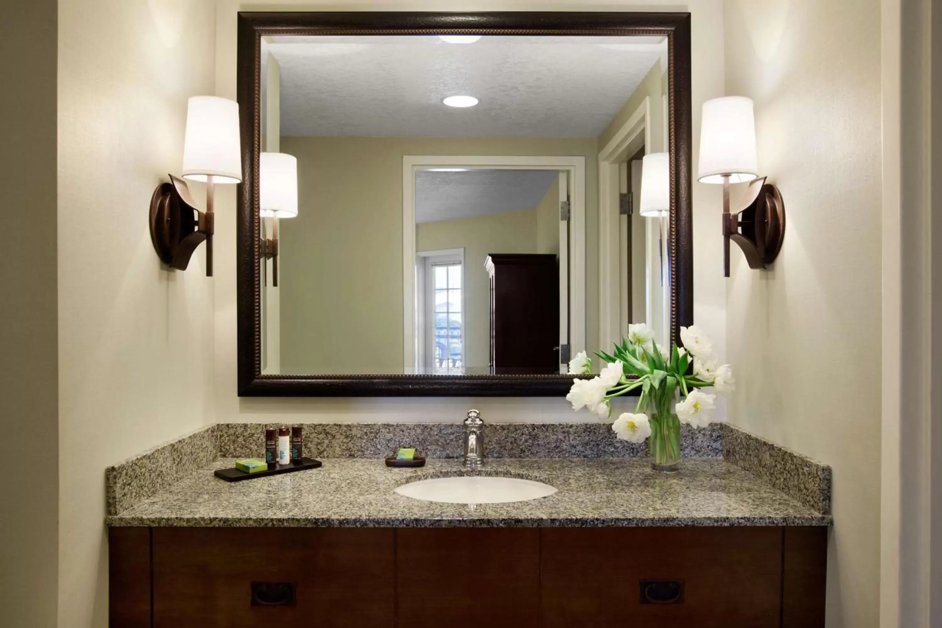 Bathroom in Embassy Suites La Quinta Hotel & Spa