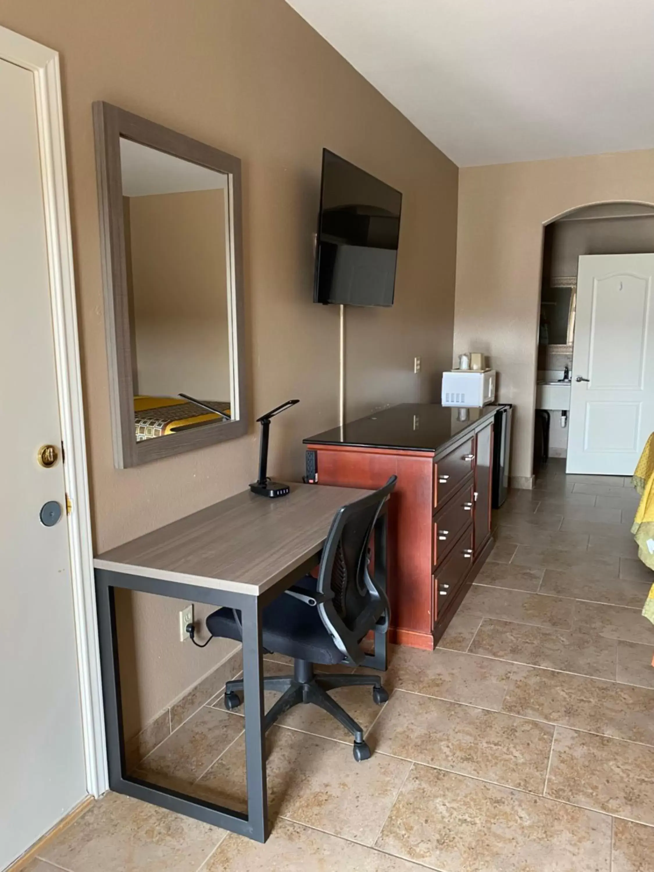 TV/Entertainment Center in Los Fresnos Inn and Suites