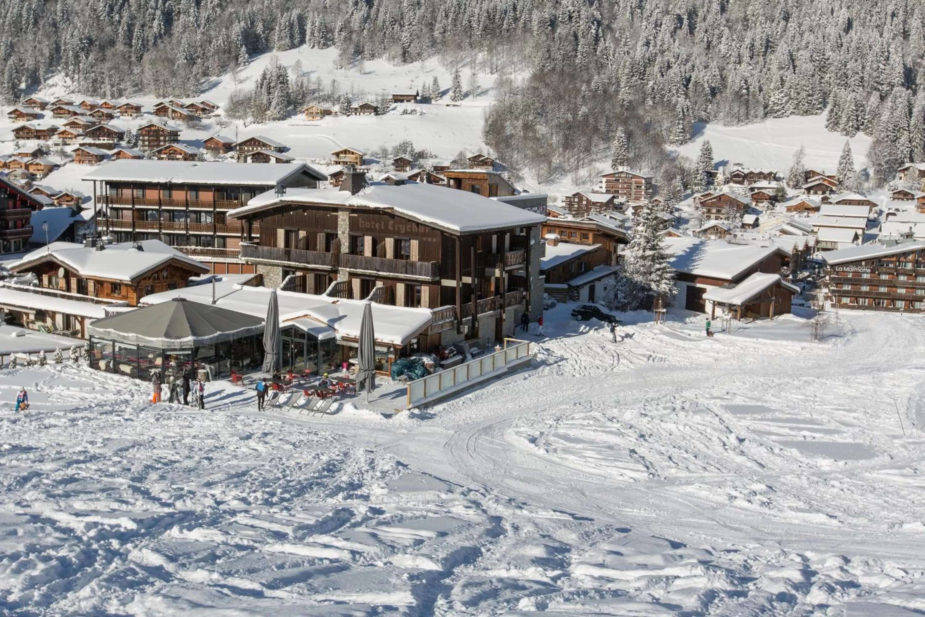 Facade/entrance in Hôtel Spa Crychar
