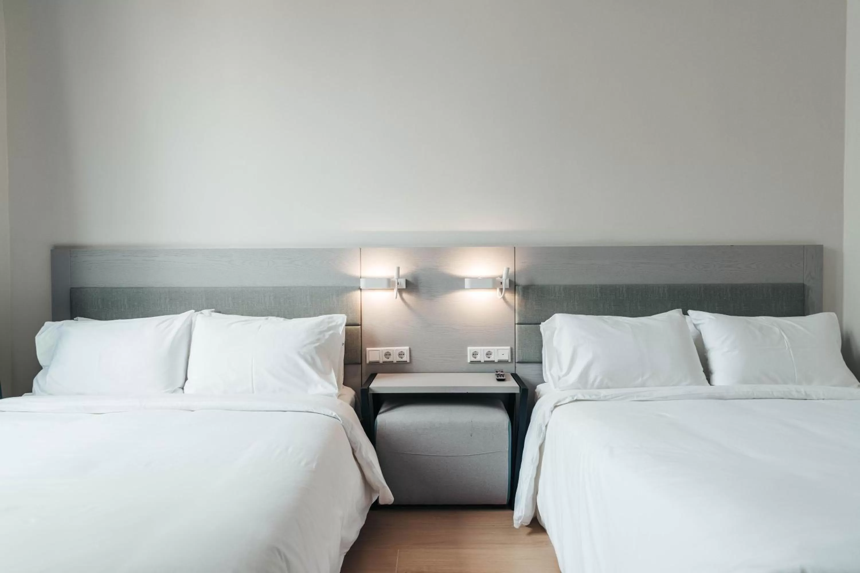 Bed in Elements Hotel & Shops Curaçao