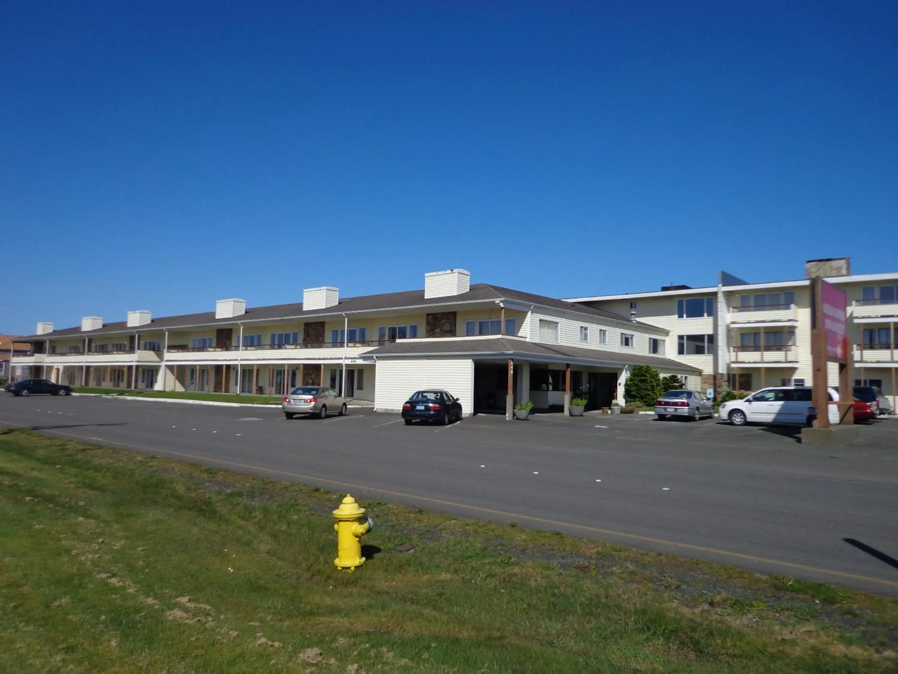 Facade/entrance, Property Building in Ocean Shores Inn & Suites