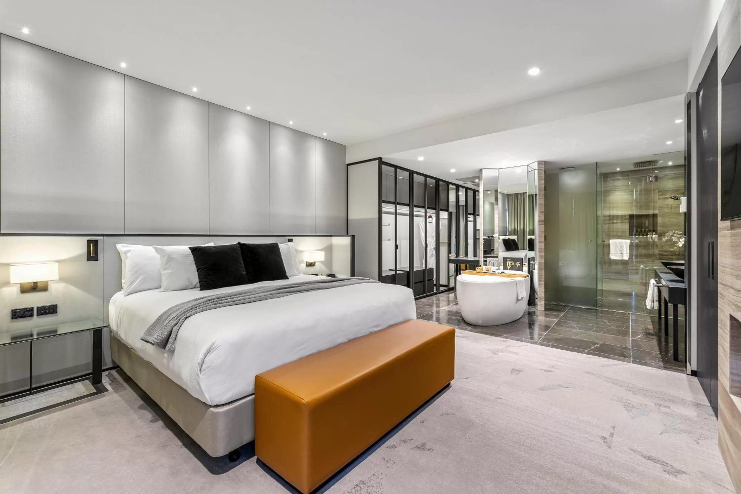 Bedroom, Bed in Peppers Waymouth Hotel