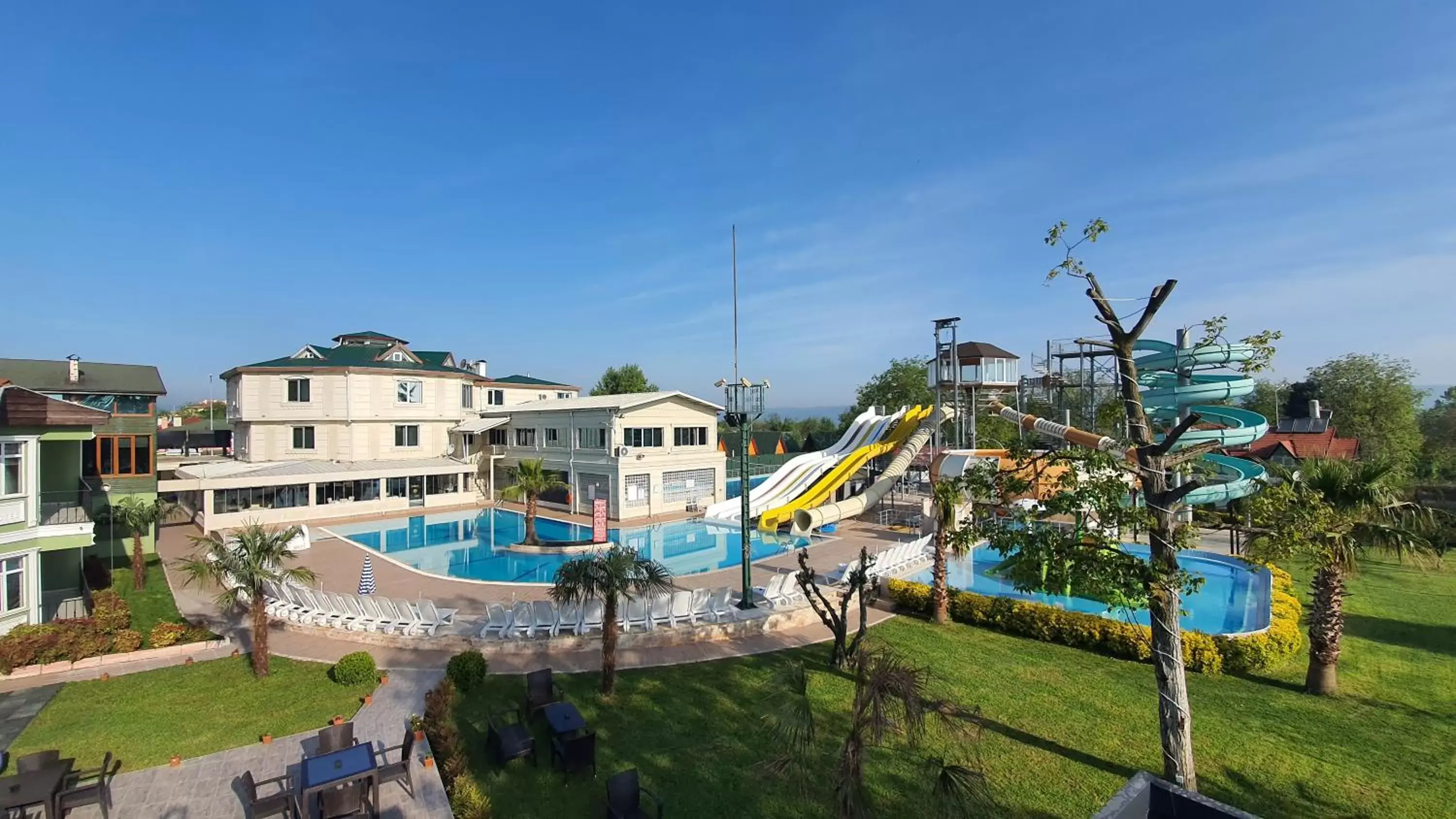 Property building, Swimming Pool in Sapanca Aqua Wellness SPA Hotel & Aqua Park