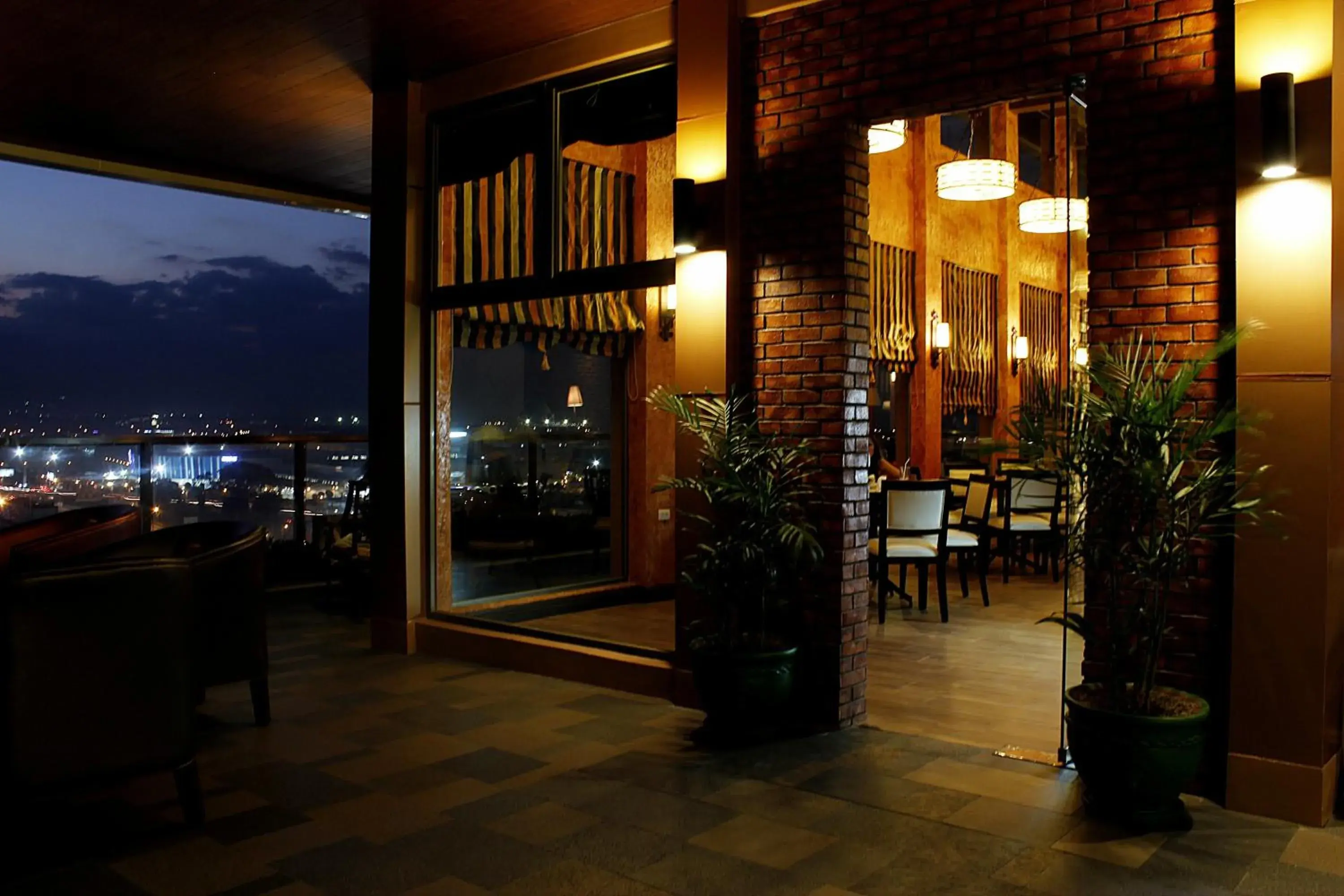 Lounge or bar in Central Park Tower Resort Lounge or bar in Central Park Tower Resort