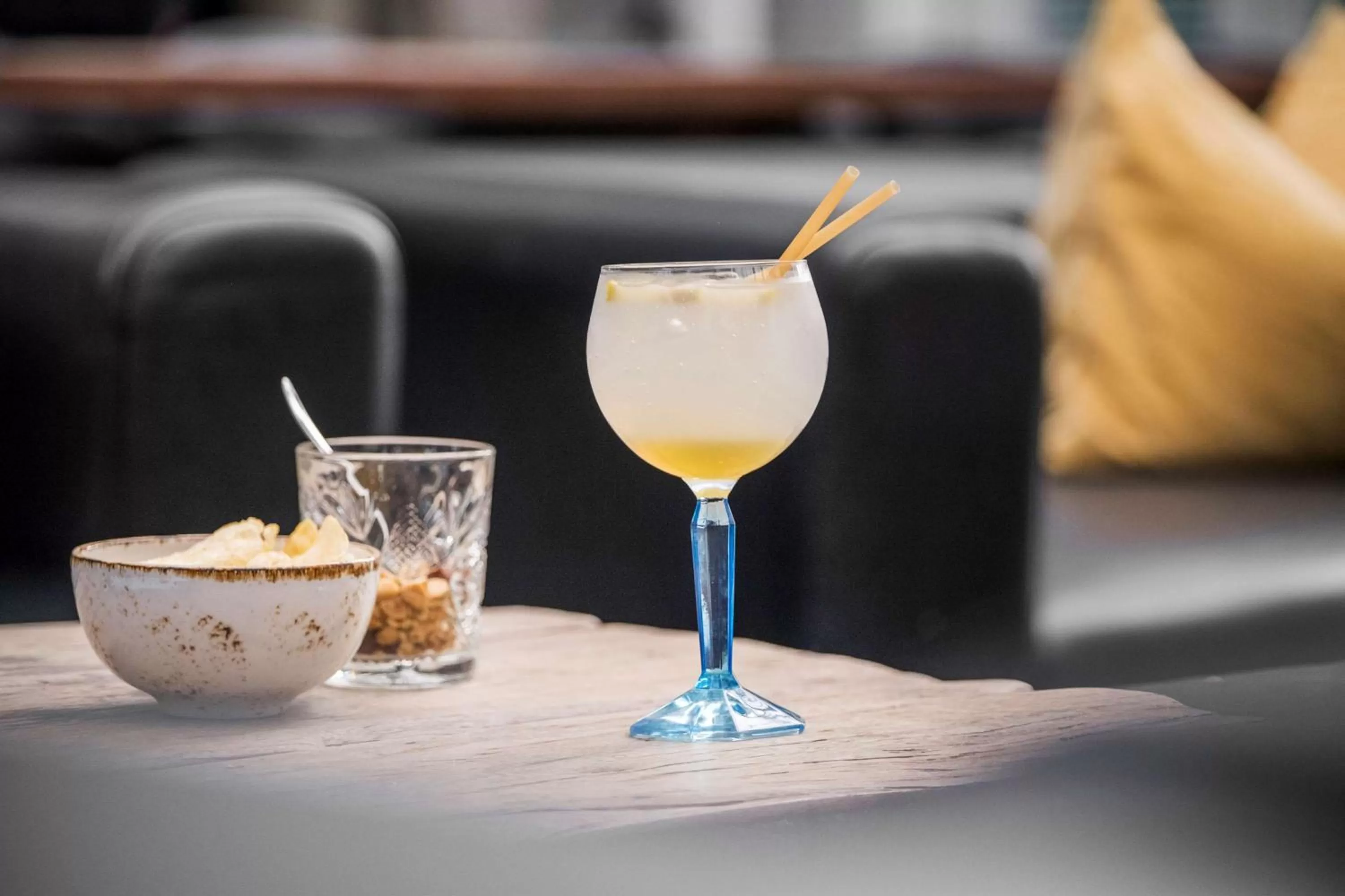 Lounge or bar in Best Western ToRVEhallerne