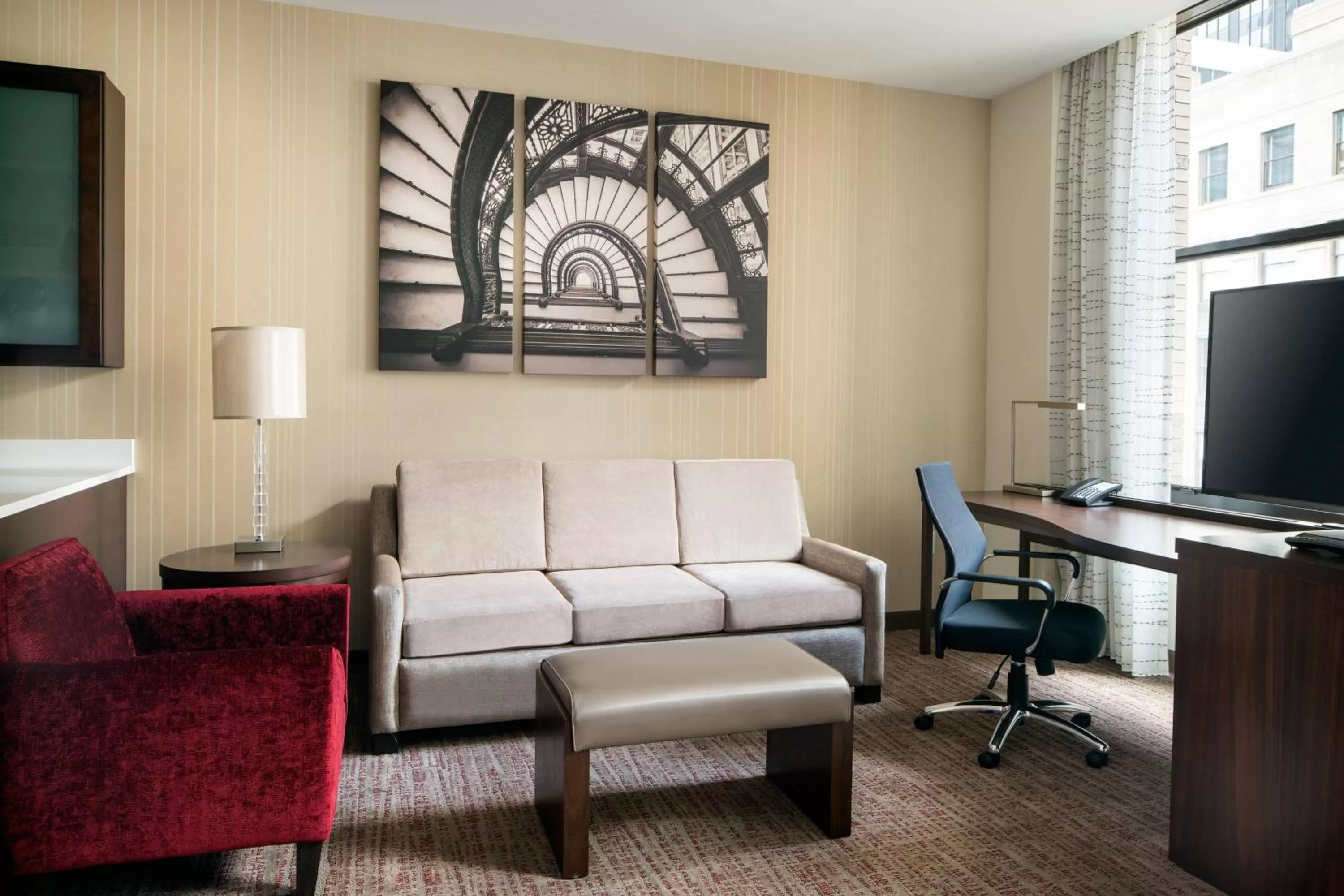 Living room in Residence Inn by Marriott Chicago Downtown/Loop
