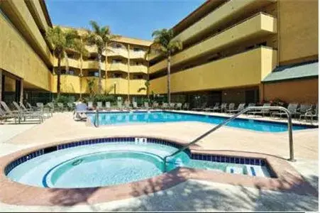 Day, Swimming Pool in Radisson Hotel Santa Maria