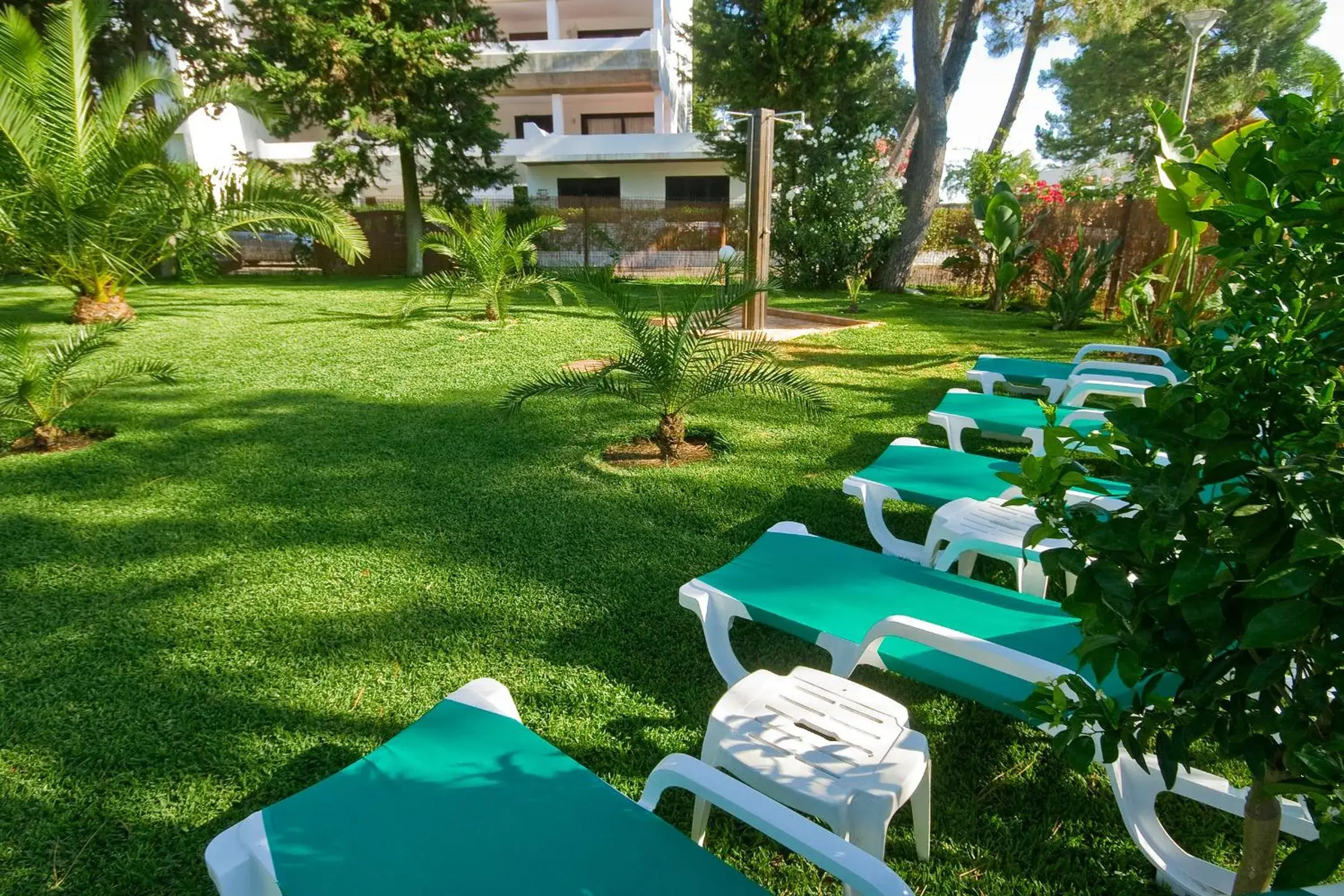 Garden in Hotel Balaia Mar