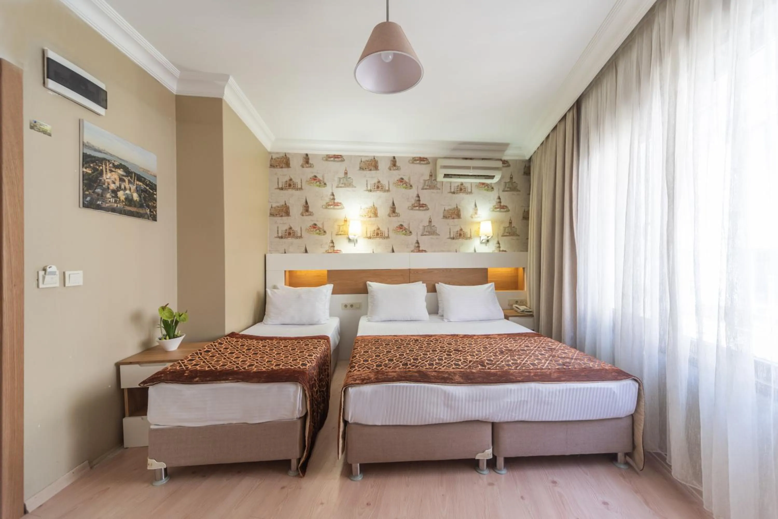 Bed in Tayahatun Hotel