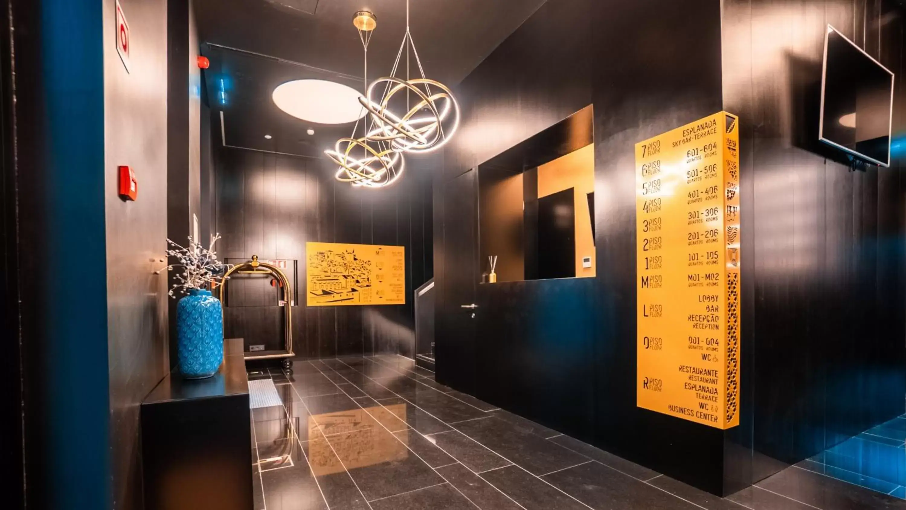 Lobby or reception in Hills Hotel Lisboa Lobby or reception in Hills Hotel Lisboa