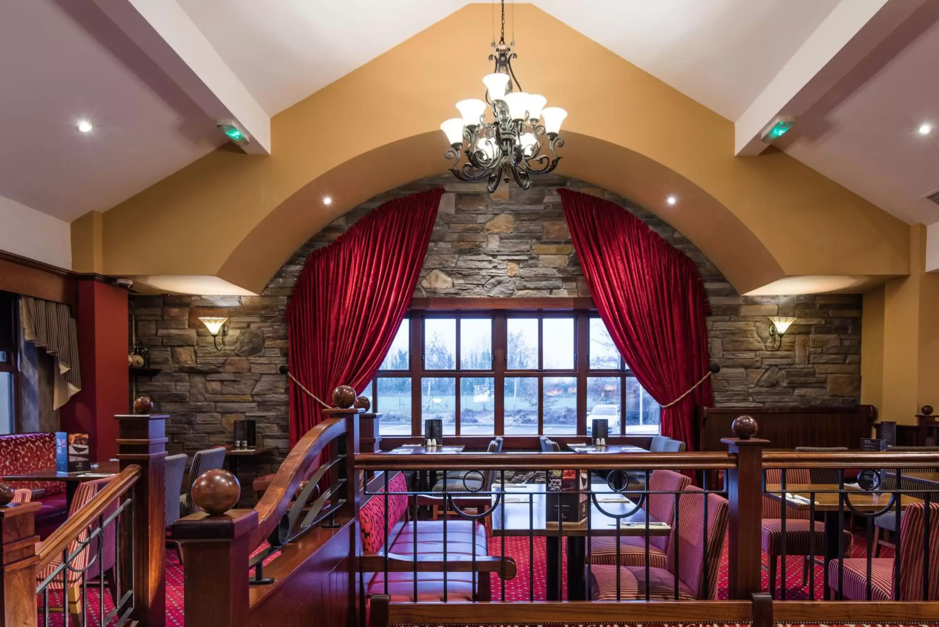 Restaurant/places to eat in Dunsilly Hotel