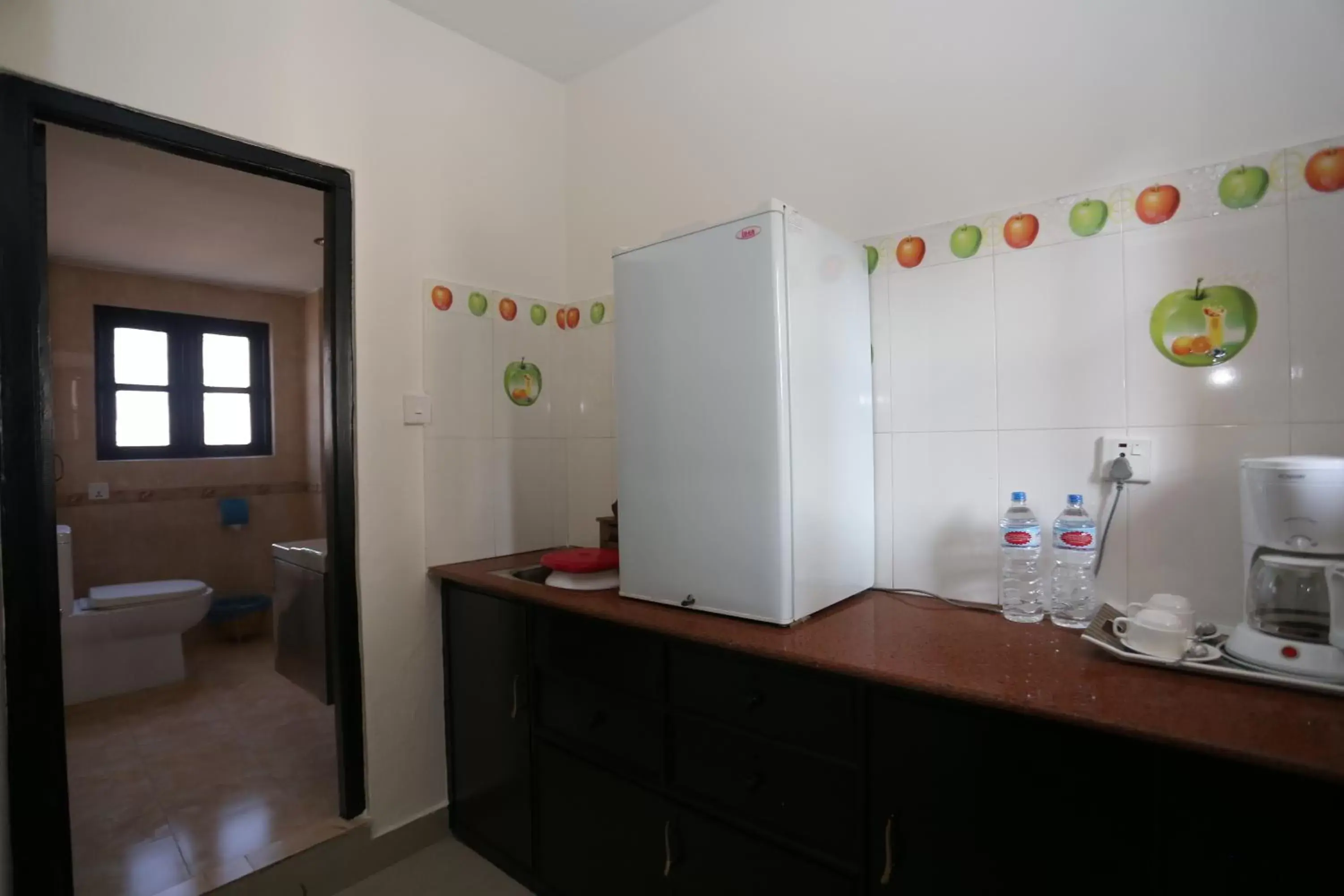 Kitchen or kitchenette, Bathroom in Thamel Eco Resort