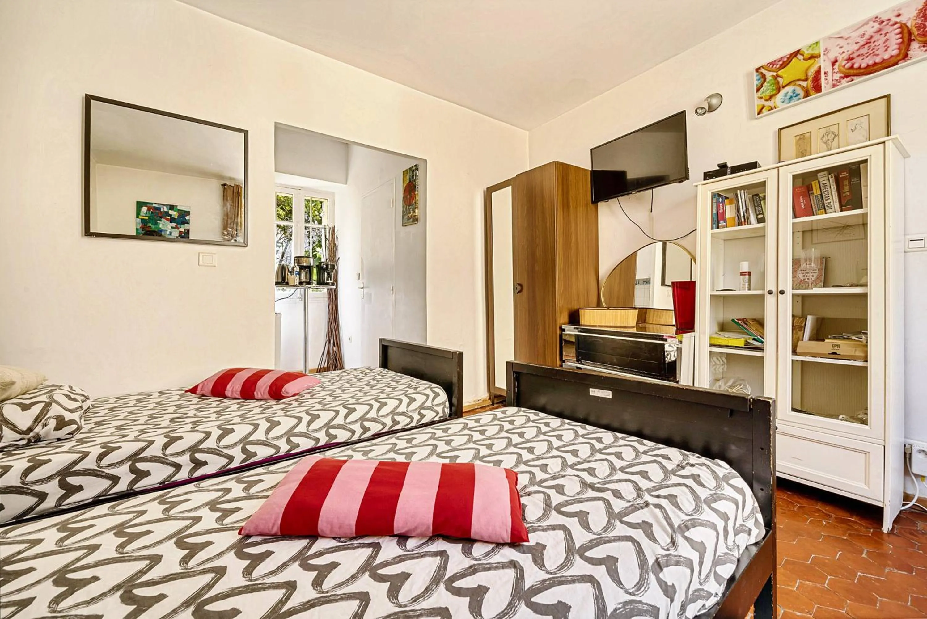 Photo of the whole room in Precheurs Studios