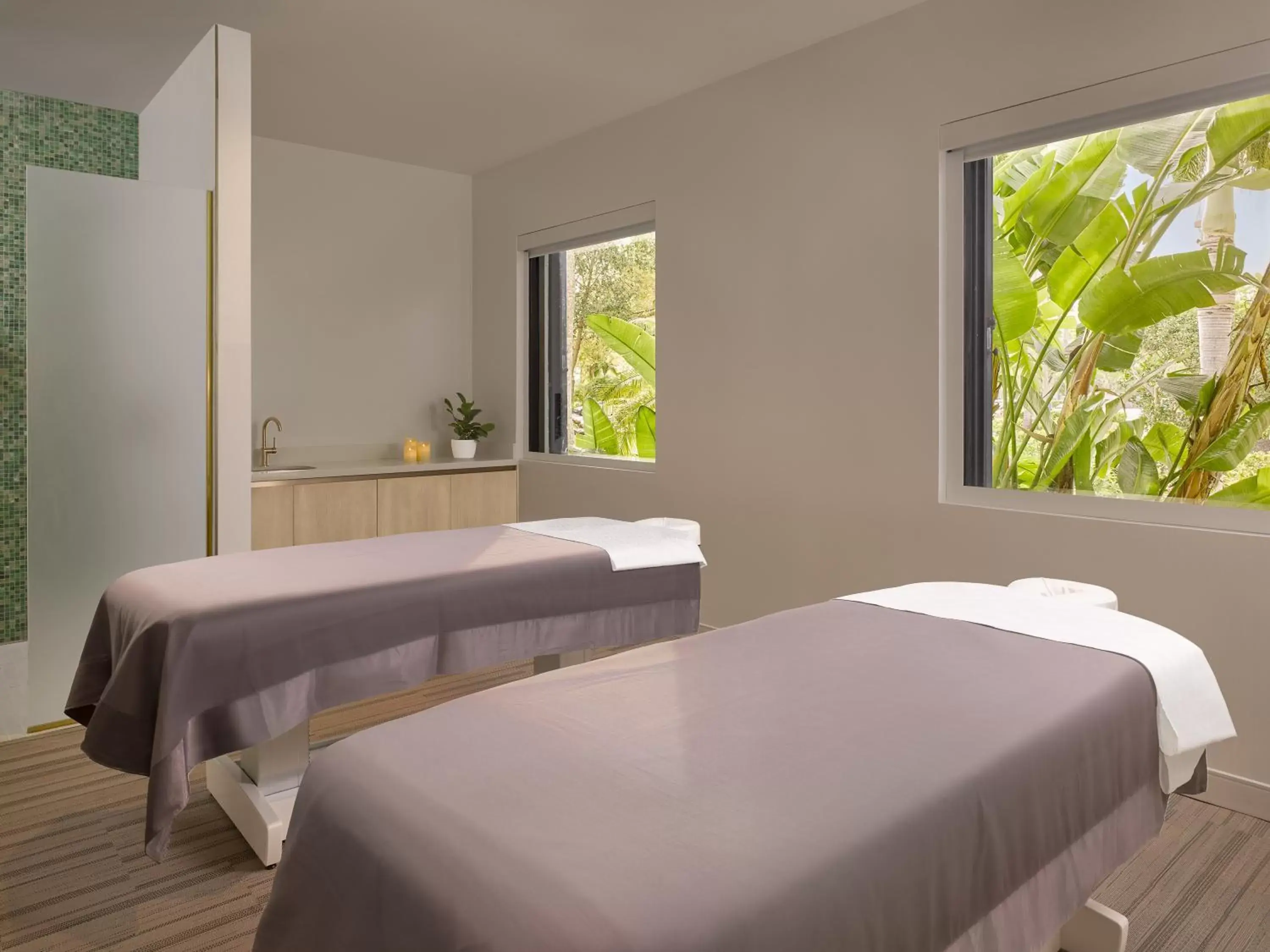 Spa and wellness centre/facilities, Bed in PGA National Resort