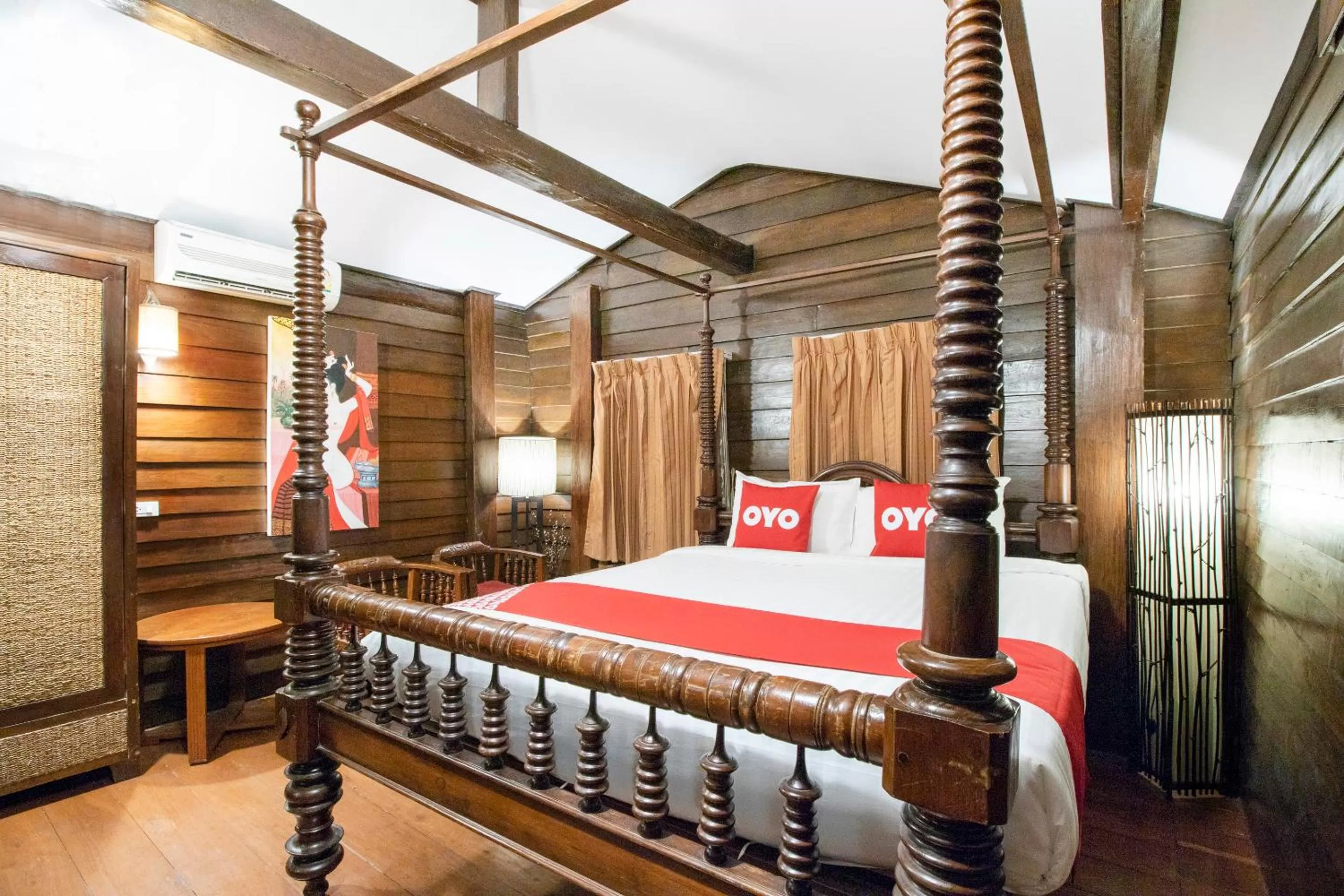 Bedroom in OYO 635 Sira Boutique Hotel