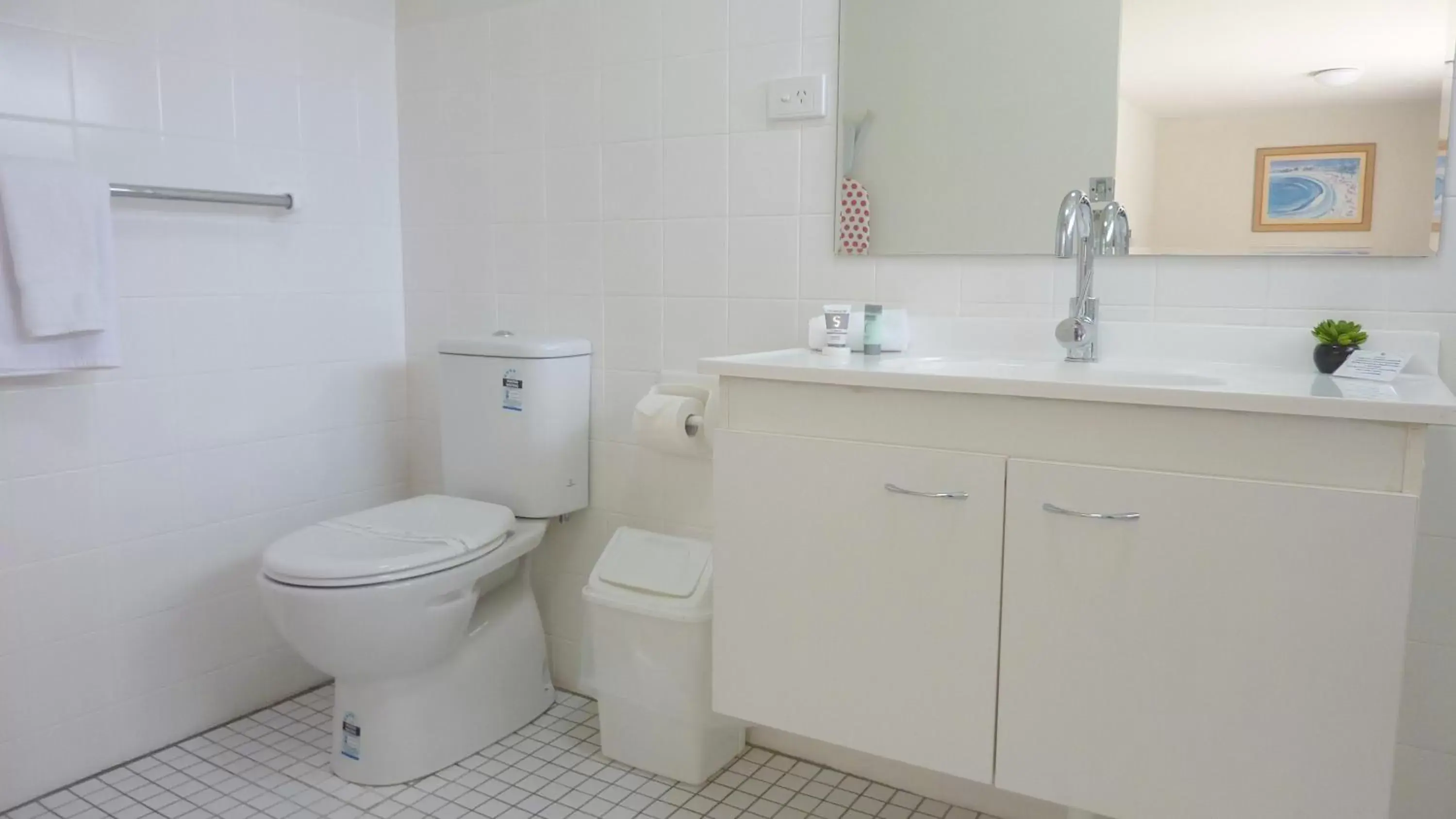 Bathroom in Jadran Motel & El Jays Holiday Lodge