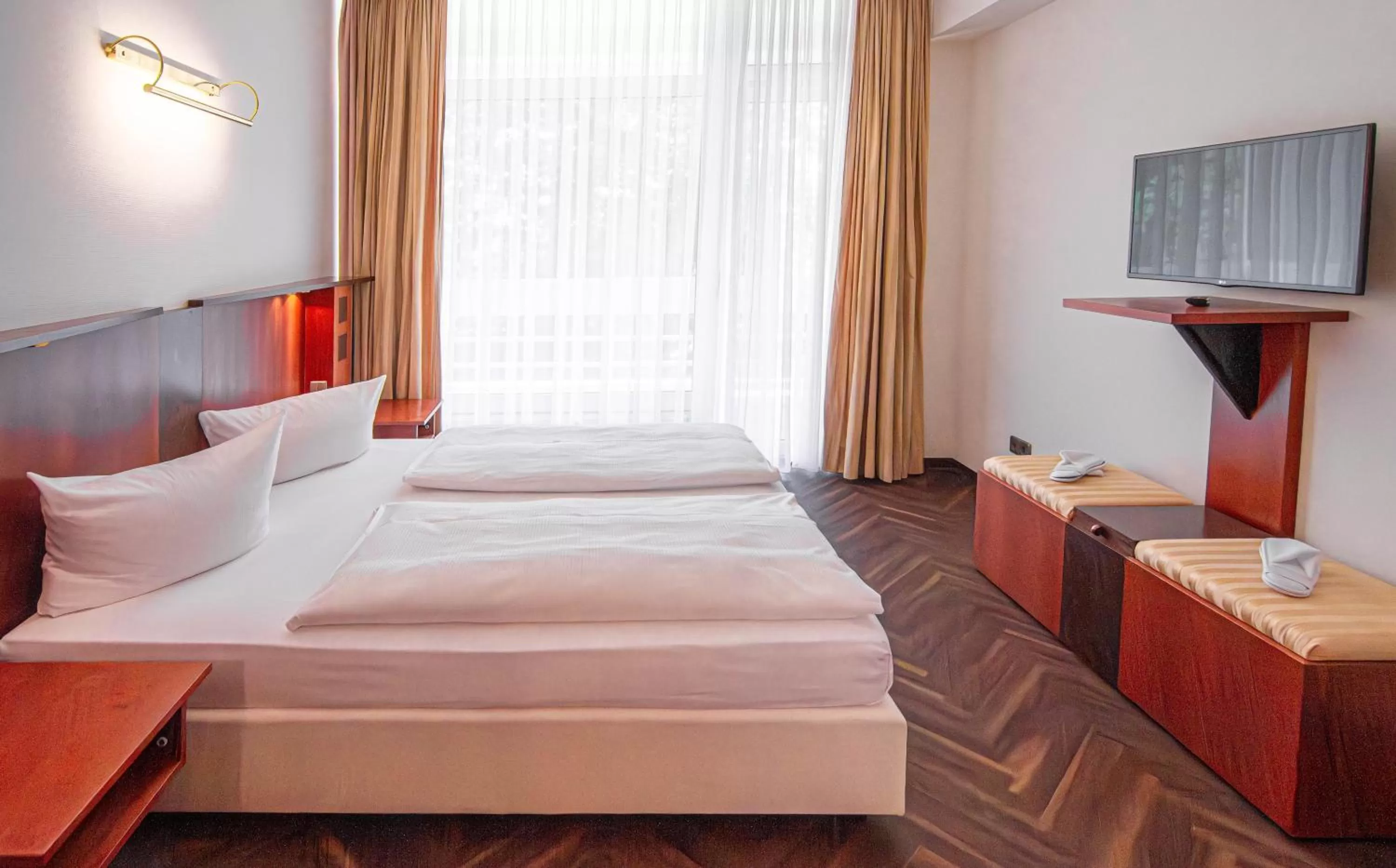 Bed in Müggelseeperle