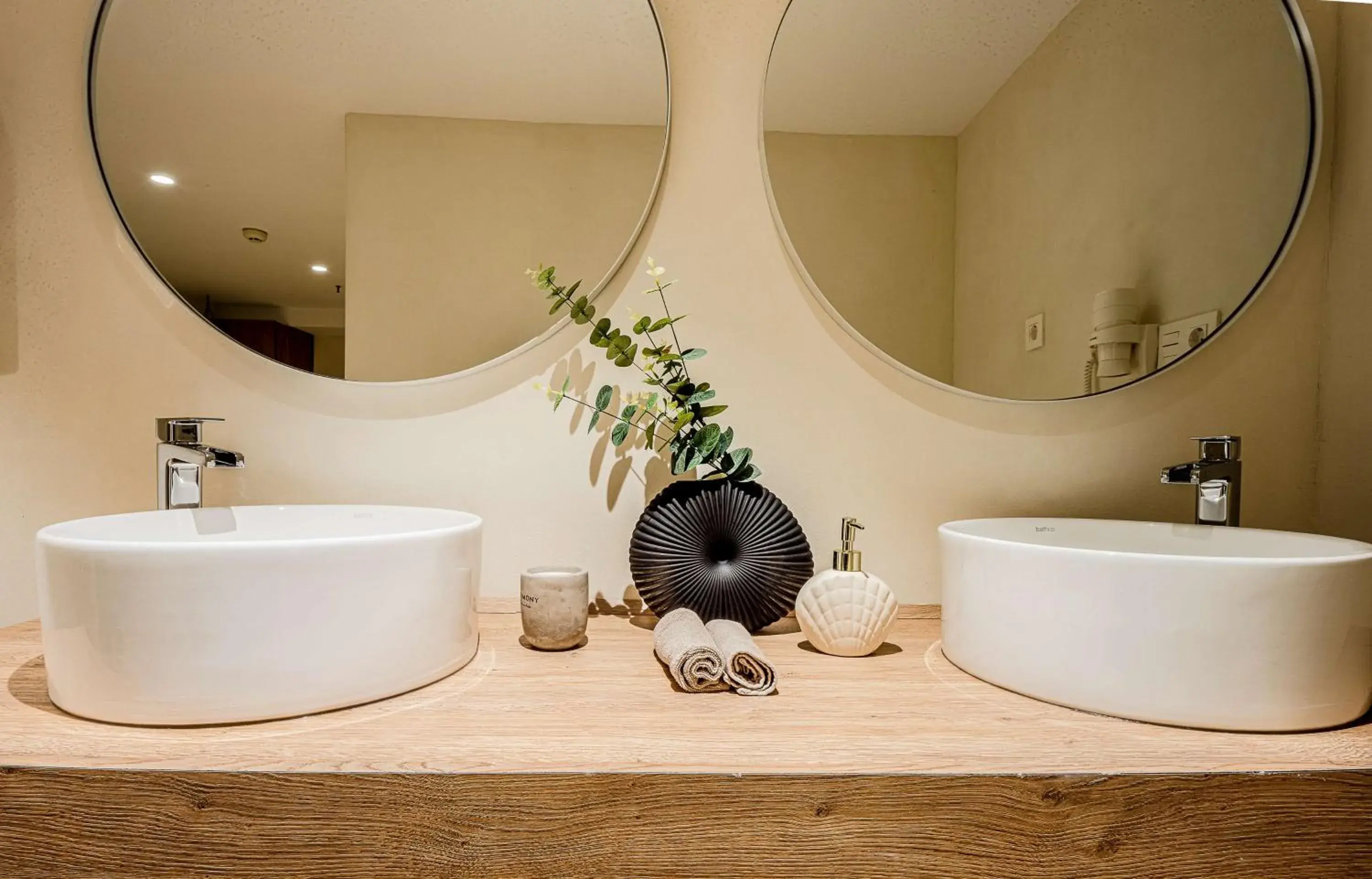 Spa and wellness centre/facilities in Radisson Blu Resort Gran Canaria Spa and wellness centre/facilities in Radisson Blu Resort Gran Canaria