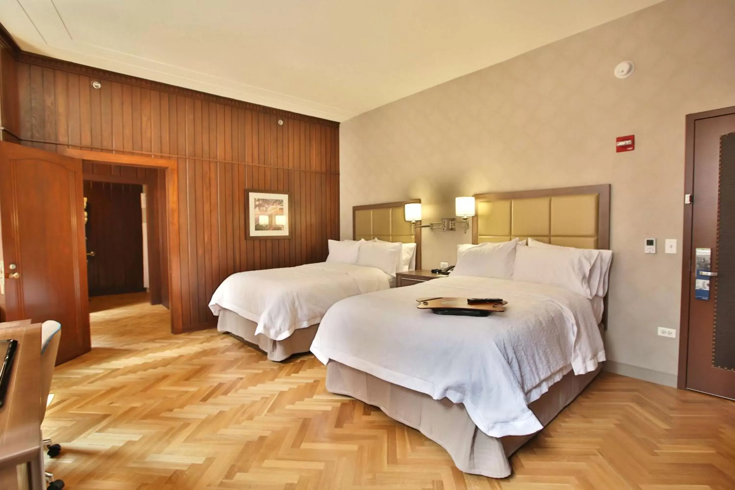 Double Room with Two Double Beds - Non-Smoking in Hampton Inn Chicago Downtown/N Loop/Michigan Ave Double Room with Two Double Beds - Non-Smoking in Hampton Inn Chicago Downtown/N Loop/Michigan Ave