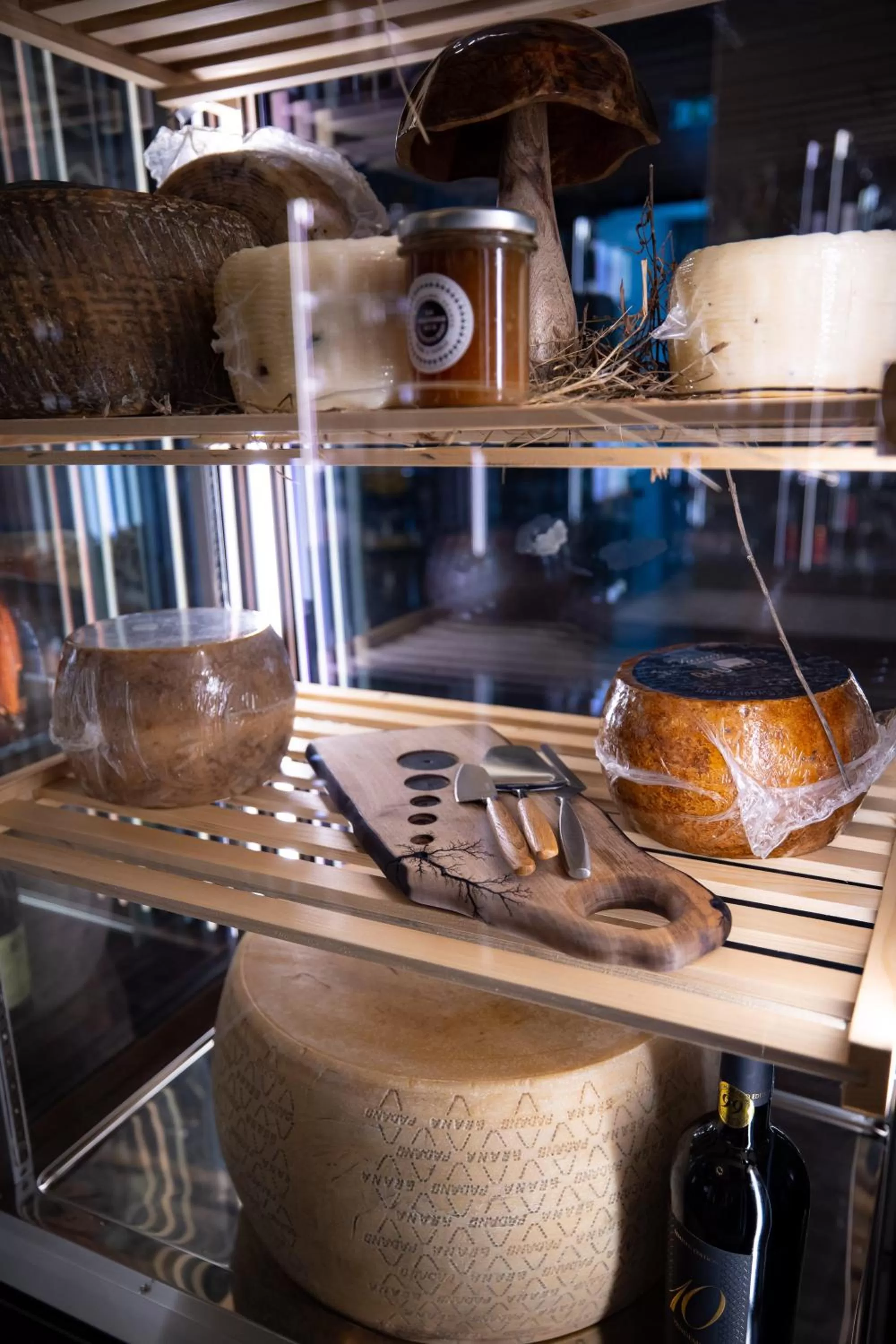 Restaurant/places to eat in Hotel Belmont