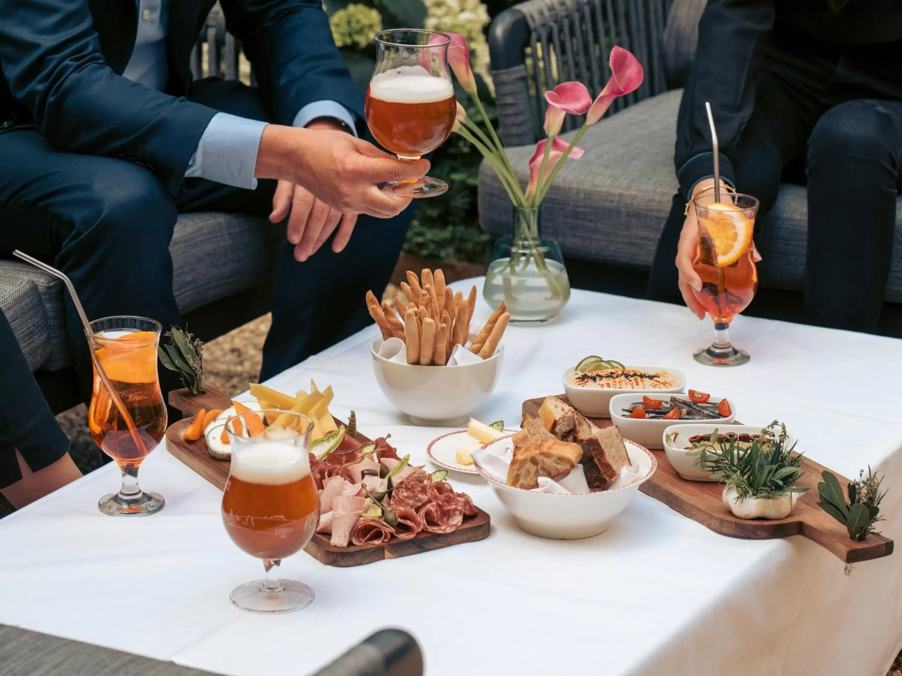 Food and drinks in Hôtel Alfred Sommier