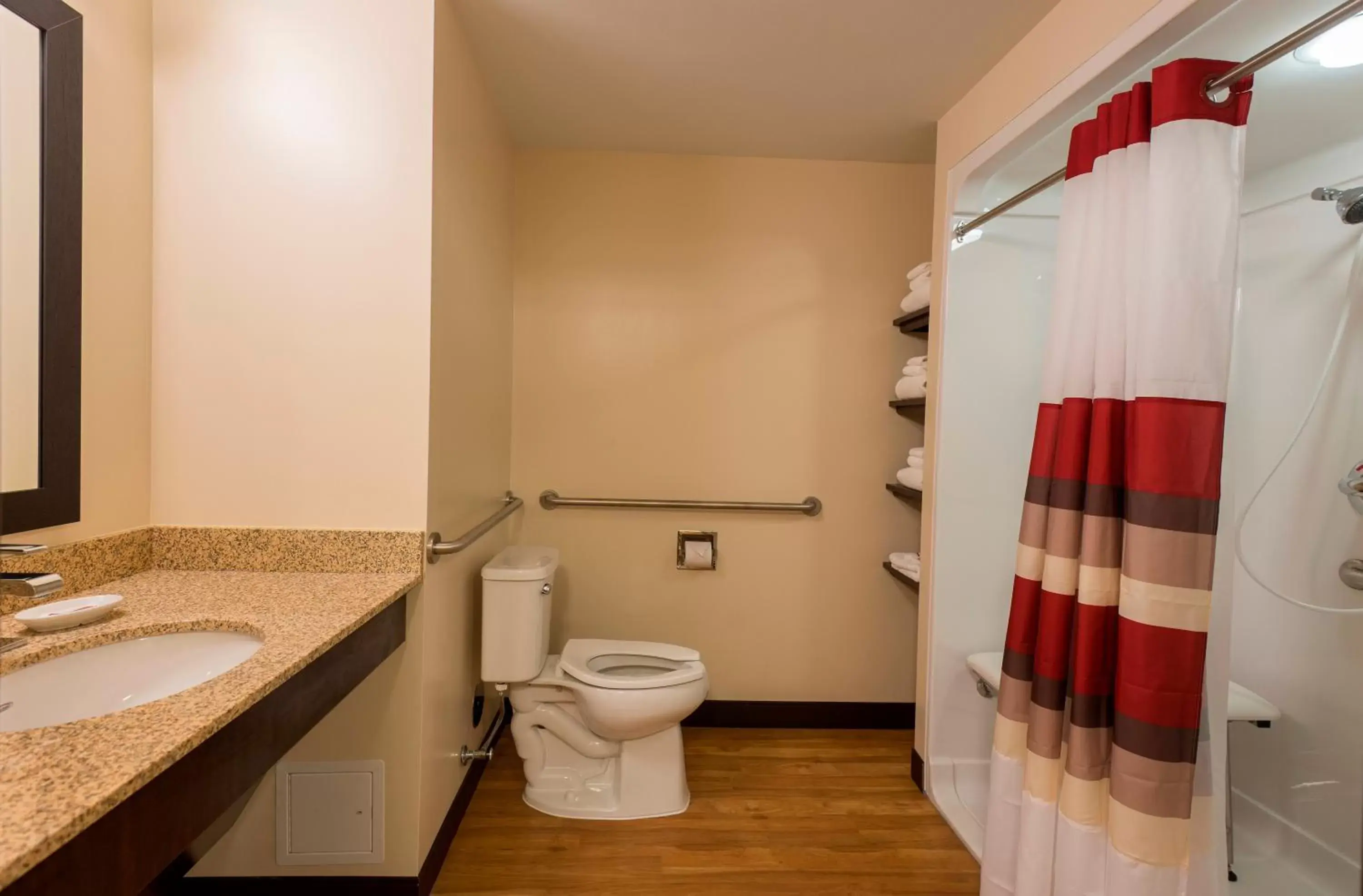 Bathroom in Red Roof Inn PLUS+ & Suites Malone