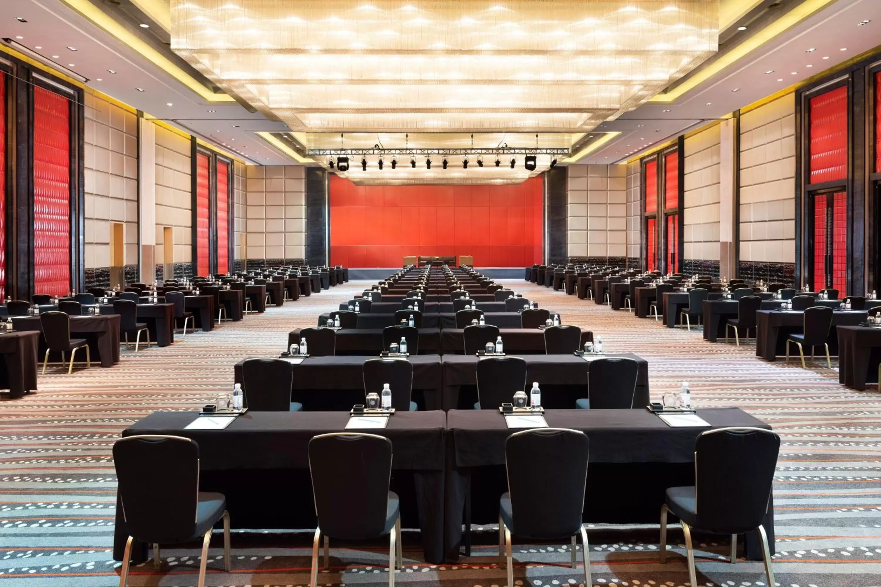 Meeting/conference room in Le Meridien Qingdao