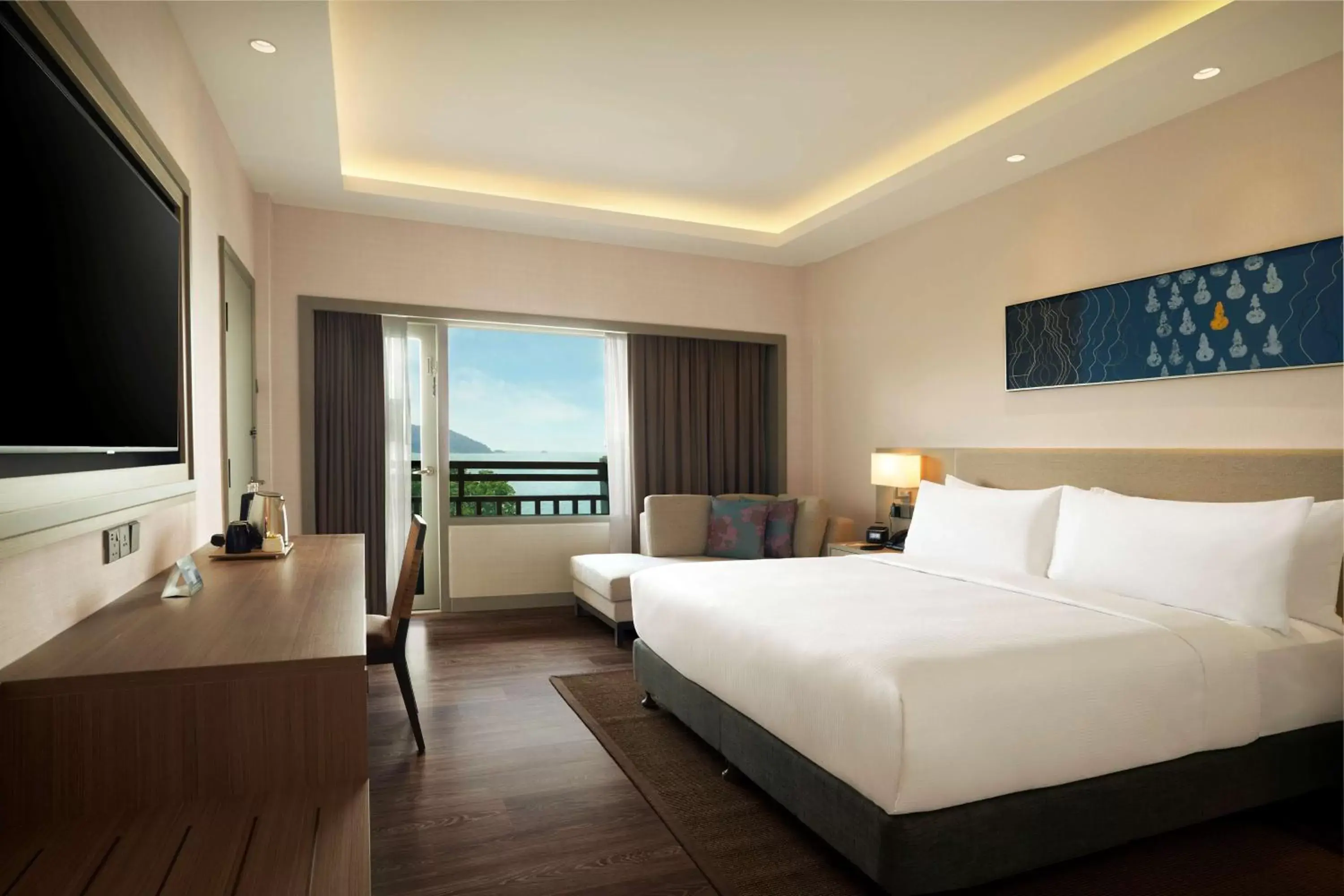 Bed in DoubleTree by Hilton Damai Laut