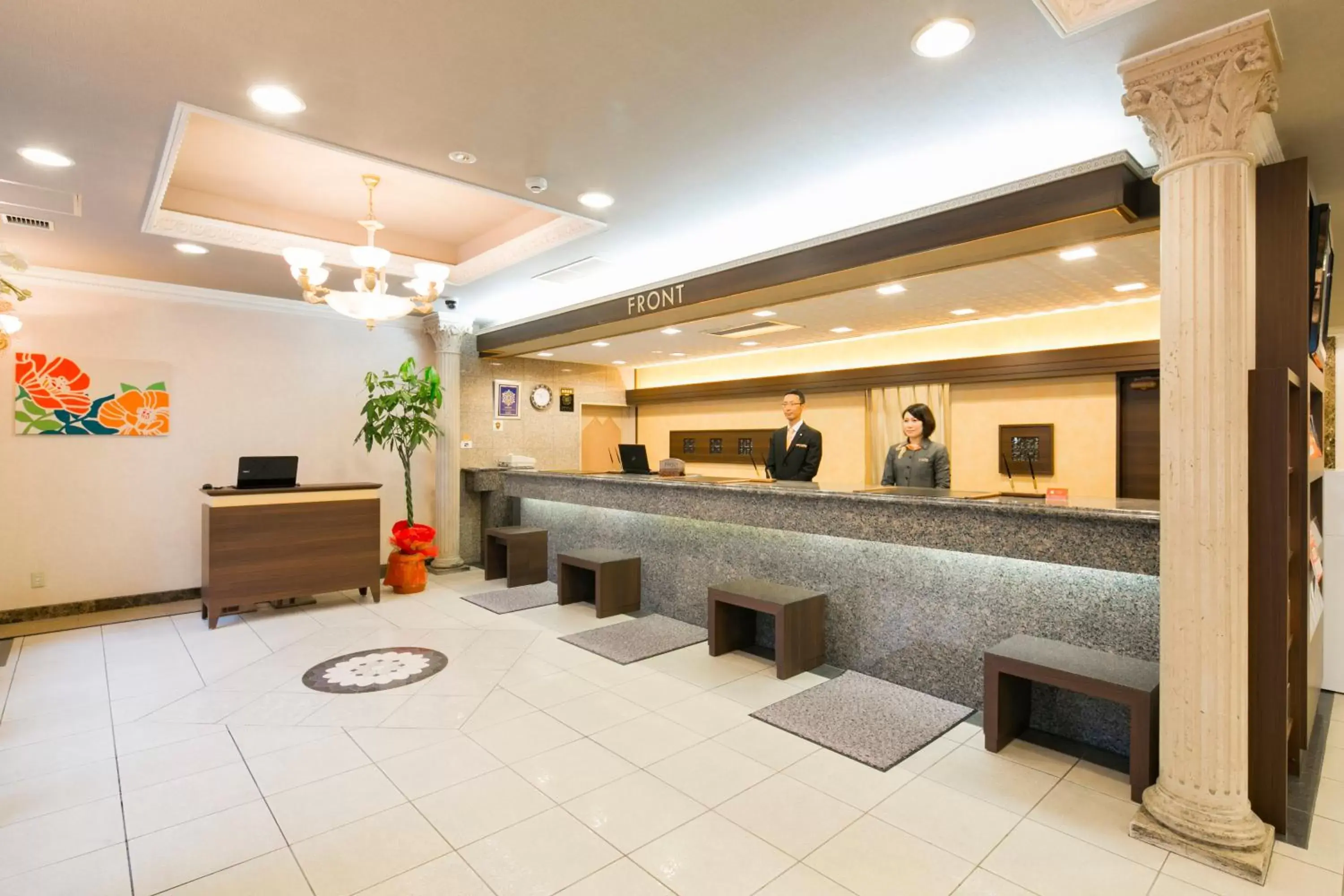 Staff, Lobby/Reception in Premier Hotel-CABIN-Sapporo