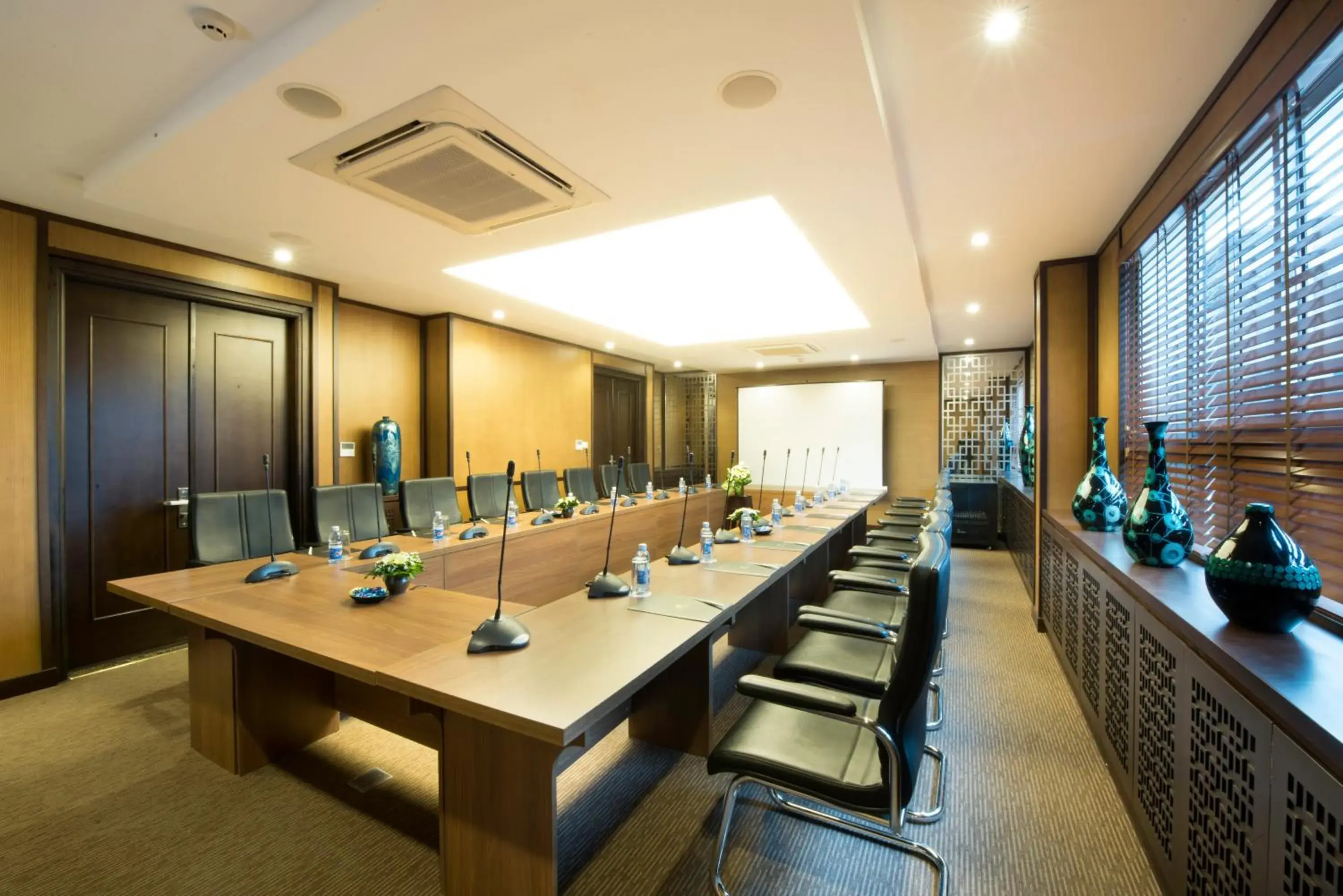 Banquet/Function facilities, Business Area/Conference Room in Thang Long Opera Hotel