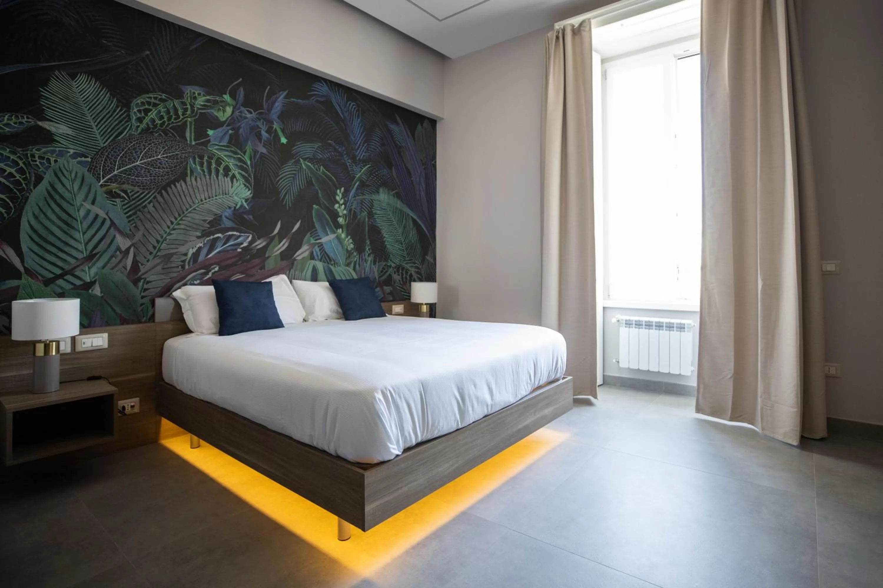 Bed in L'élégant BOUTIQUE ROOMS NAPLES