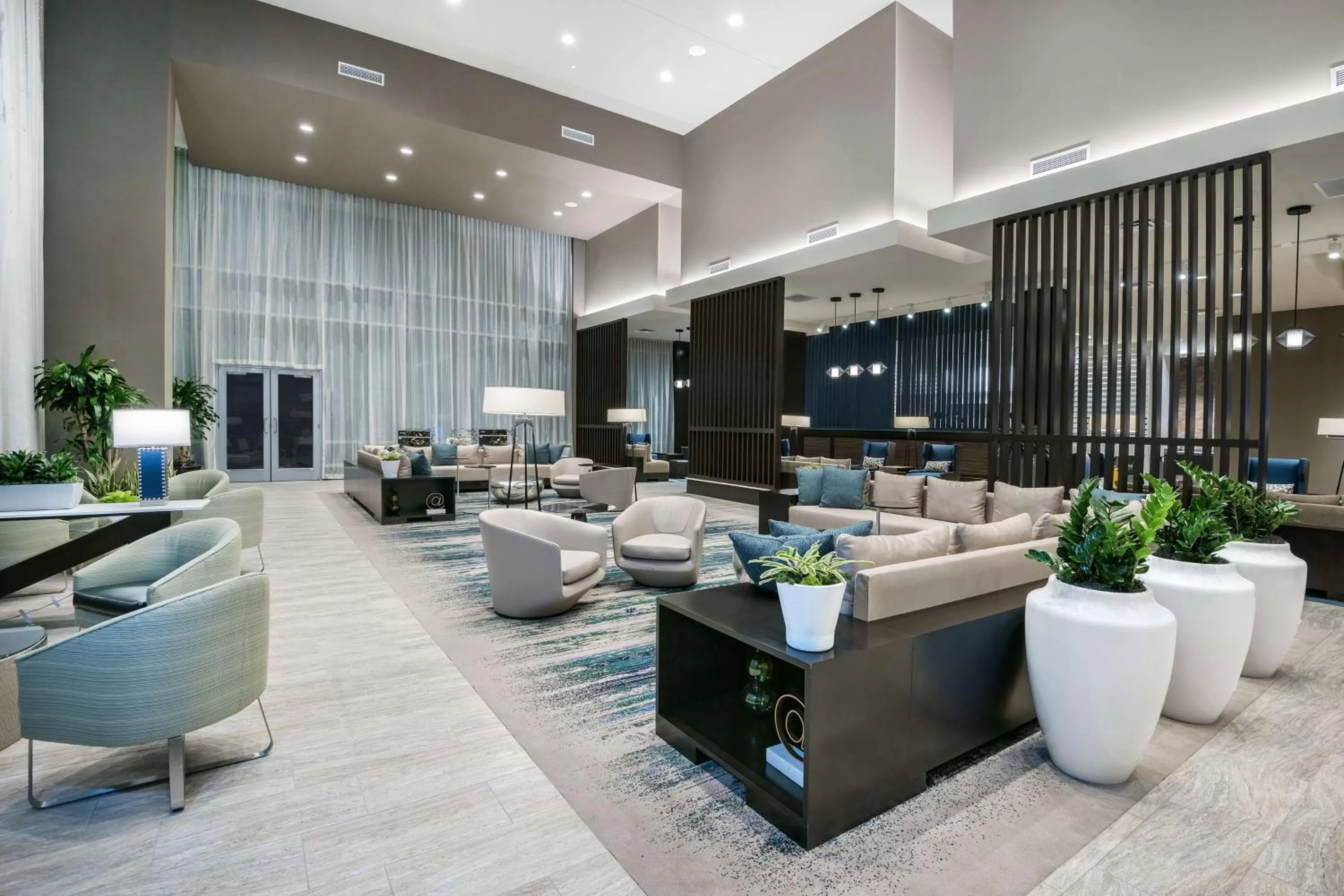 Lobby or reception in Embassy Suites By Hilton College Station