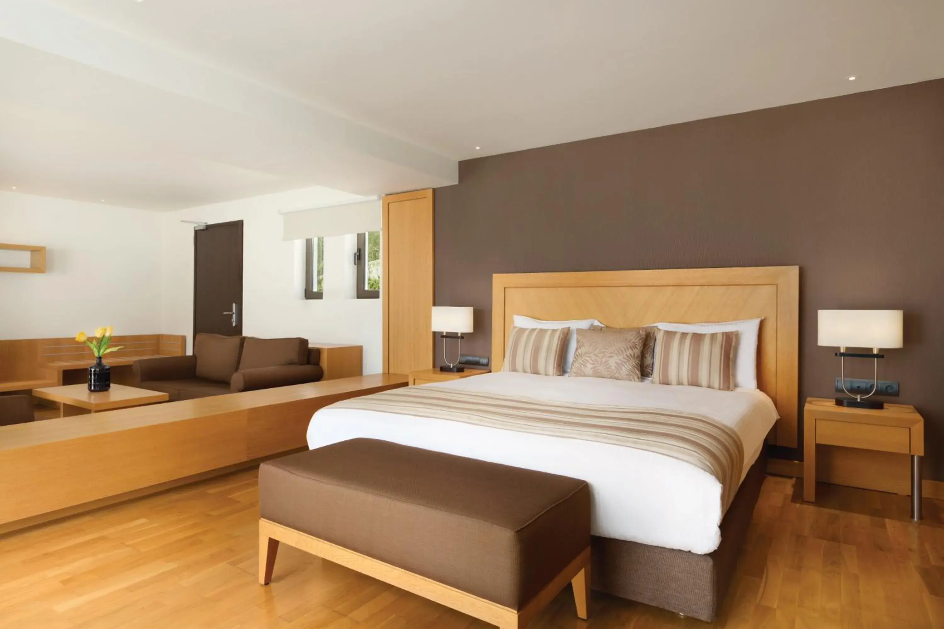 Bedroom, Bed in Wyndham Loutraki Poseidon Resort