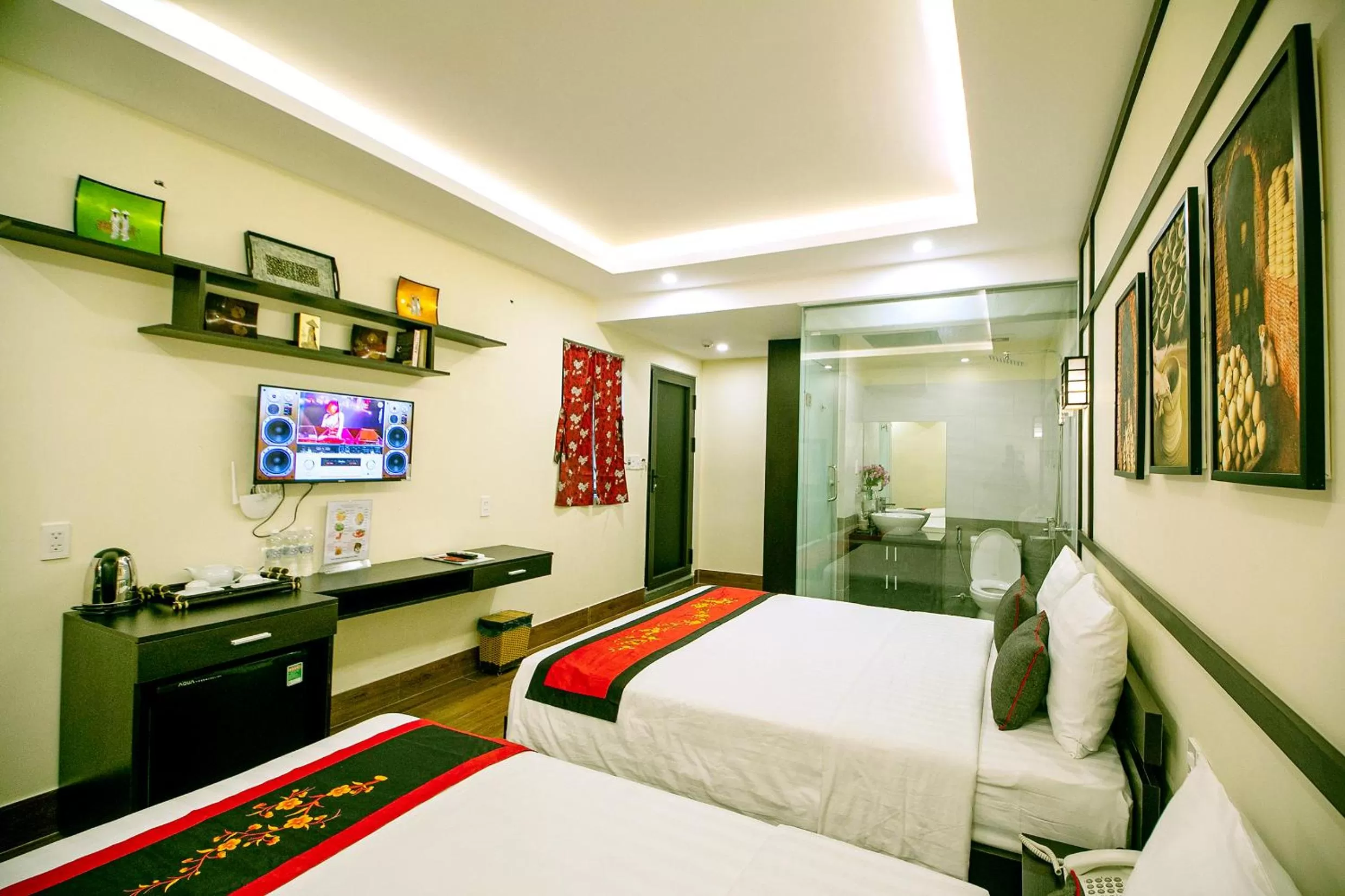 Bedroom, Bed in Hoi An Riverland Villa - Hoi An Center