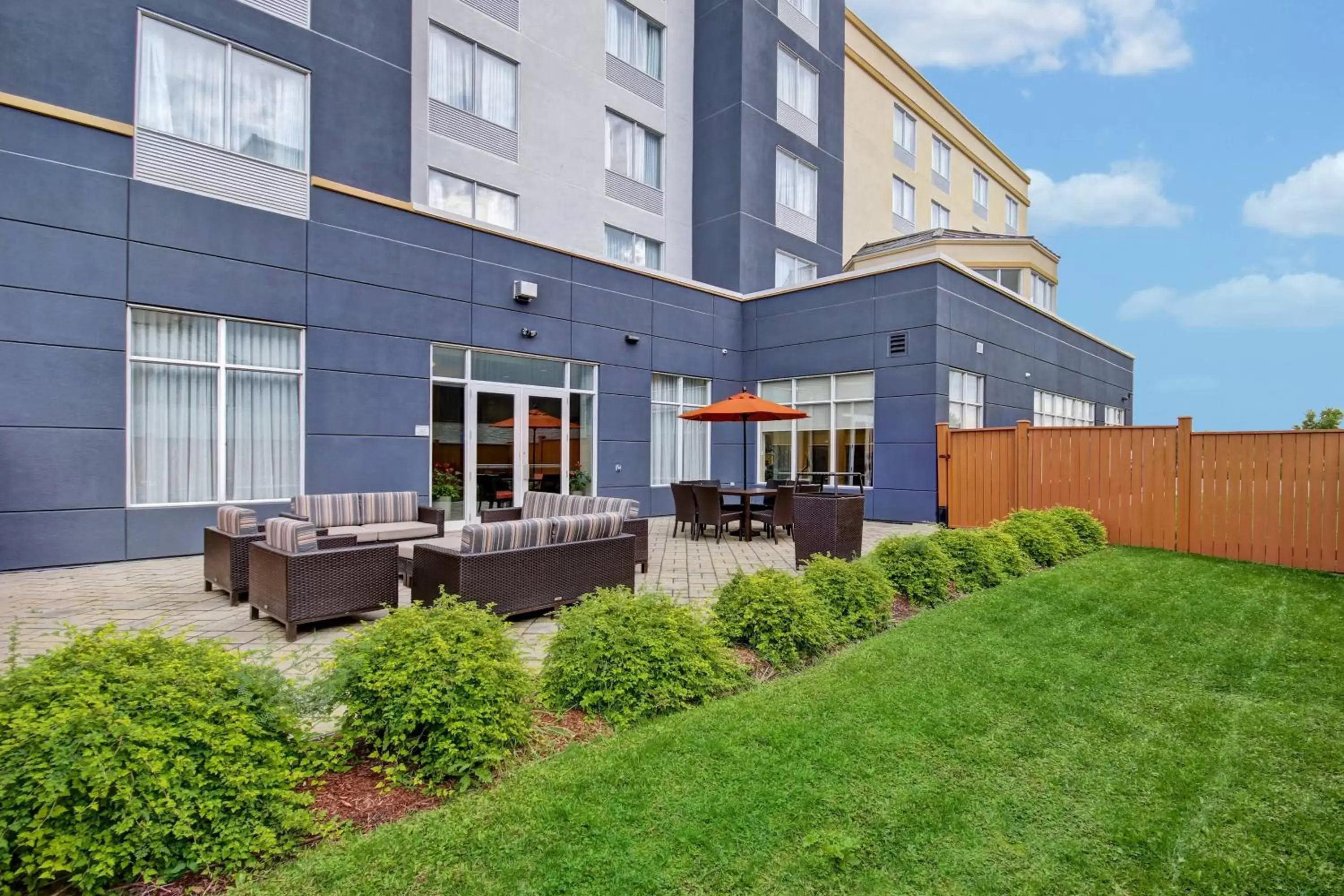 Property building in Fairfield Inn & Suites by Marriott Guelph