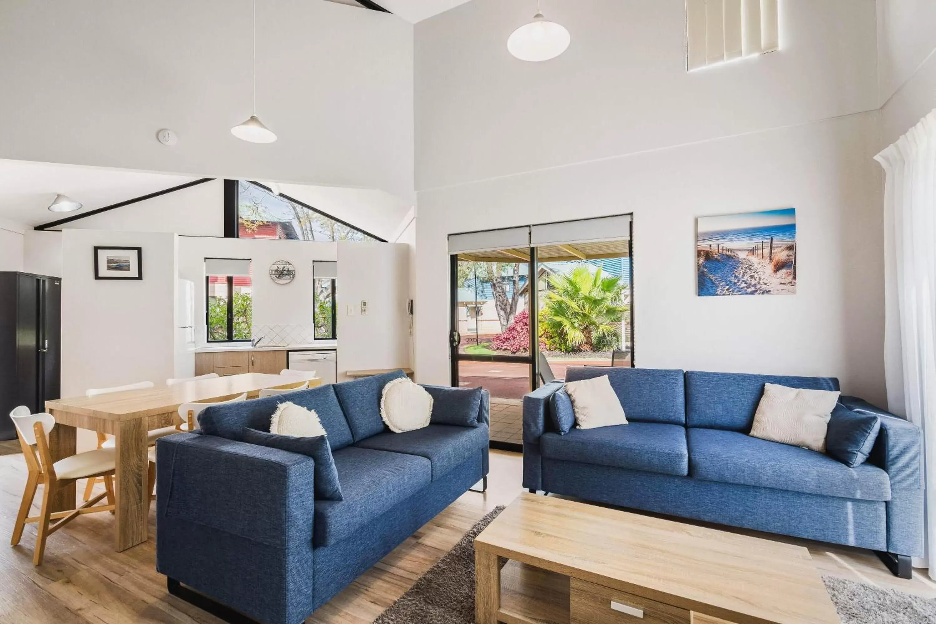 Living room in Amalfi Resort Busselton's Best Kept Secret Living room in Amalfi Resort Busselton's Best Kept Secret