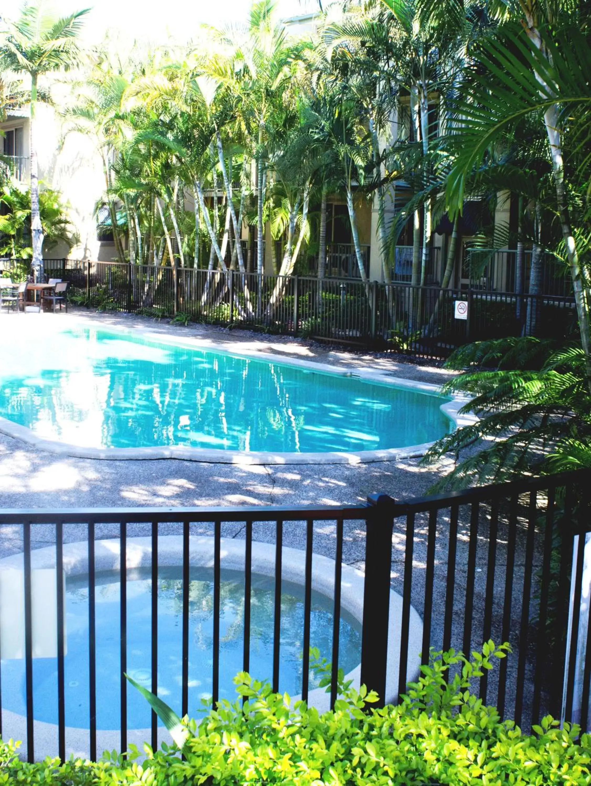 Hot Tub, Swimming Pool in Bila Vista Holiday Apartments